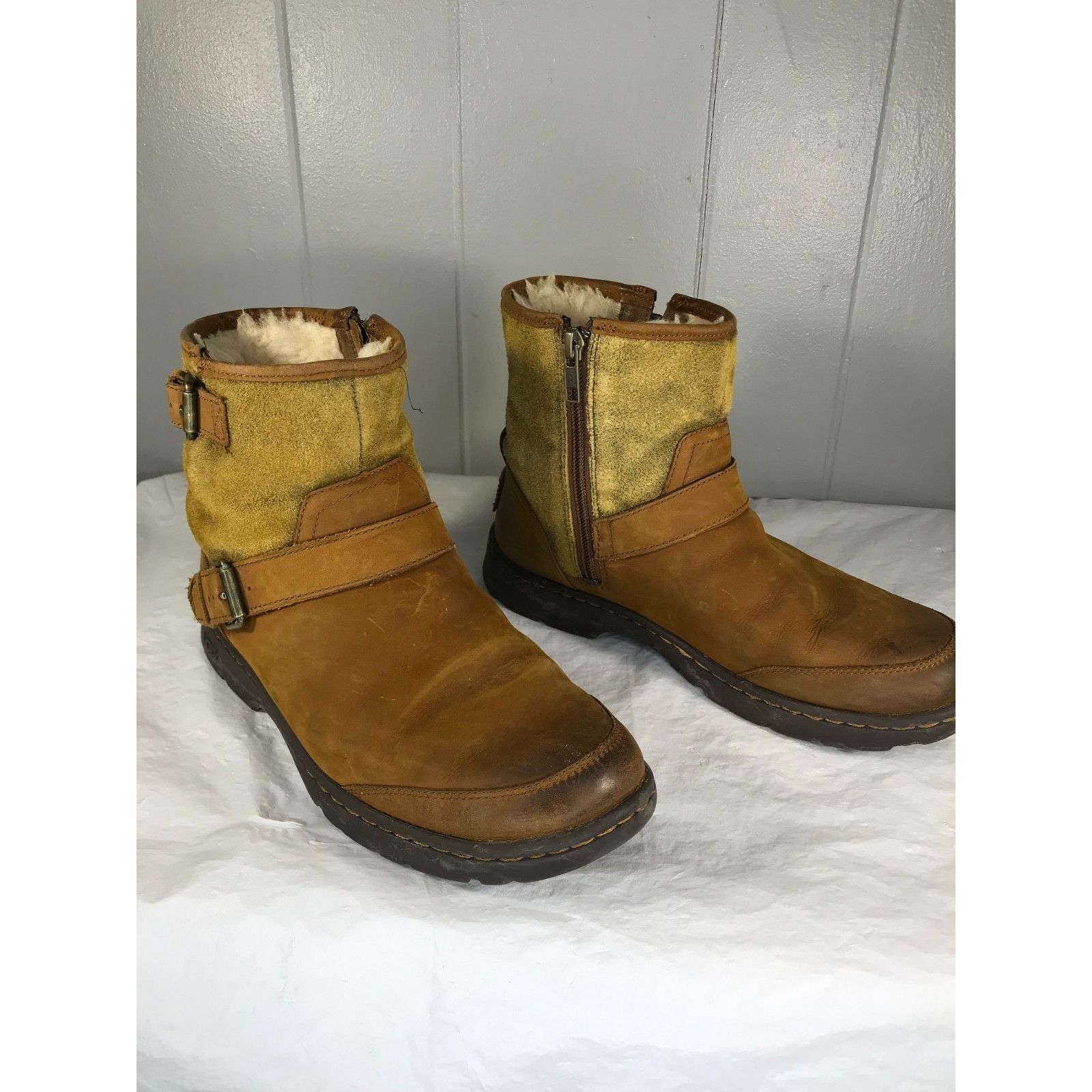 Ugg UGG Australia Dawn Chestnut Short Leather Lug Sole Boots Wom Size US 7 / IT 37 - 3 Thumbnail