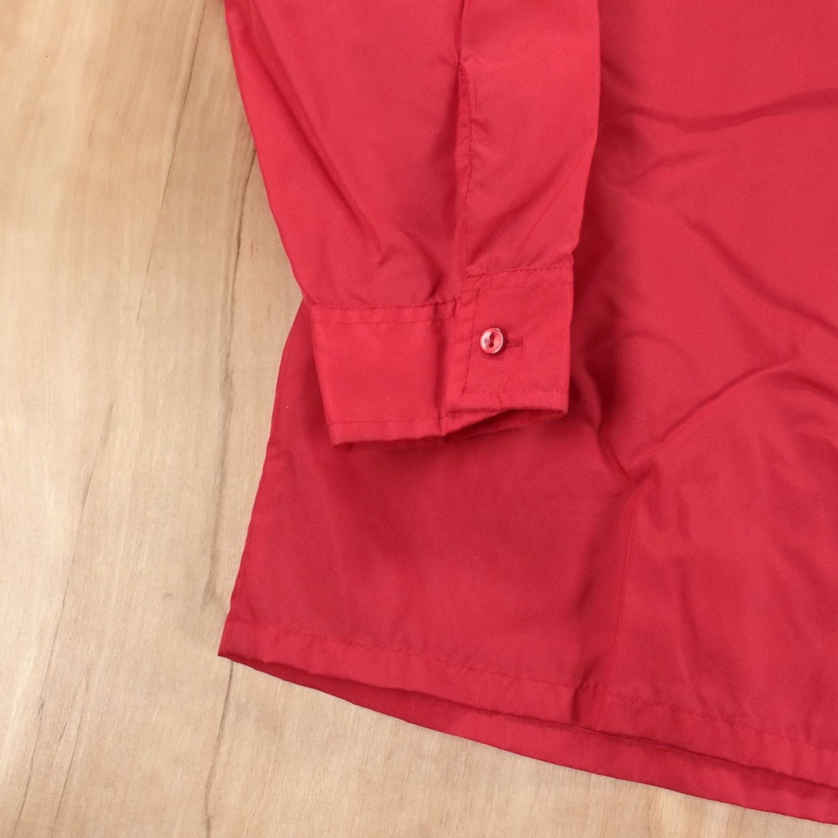 Obermeyer OBERMEYER wind jacket vtg red windbreaker button up shirt SMALL nylon 80s 90s Size US S / EU 44-46 / 1 - 2 Thumbnail