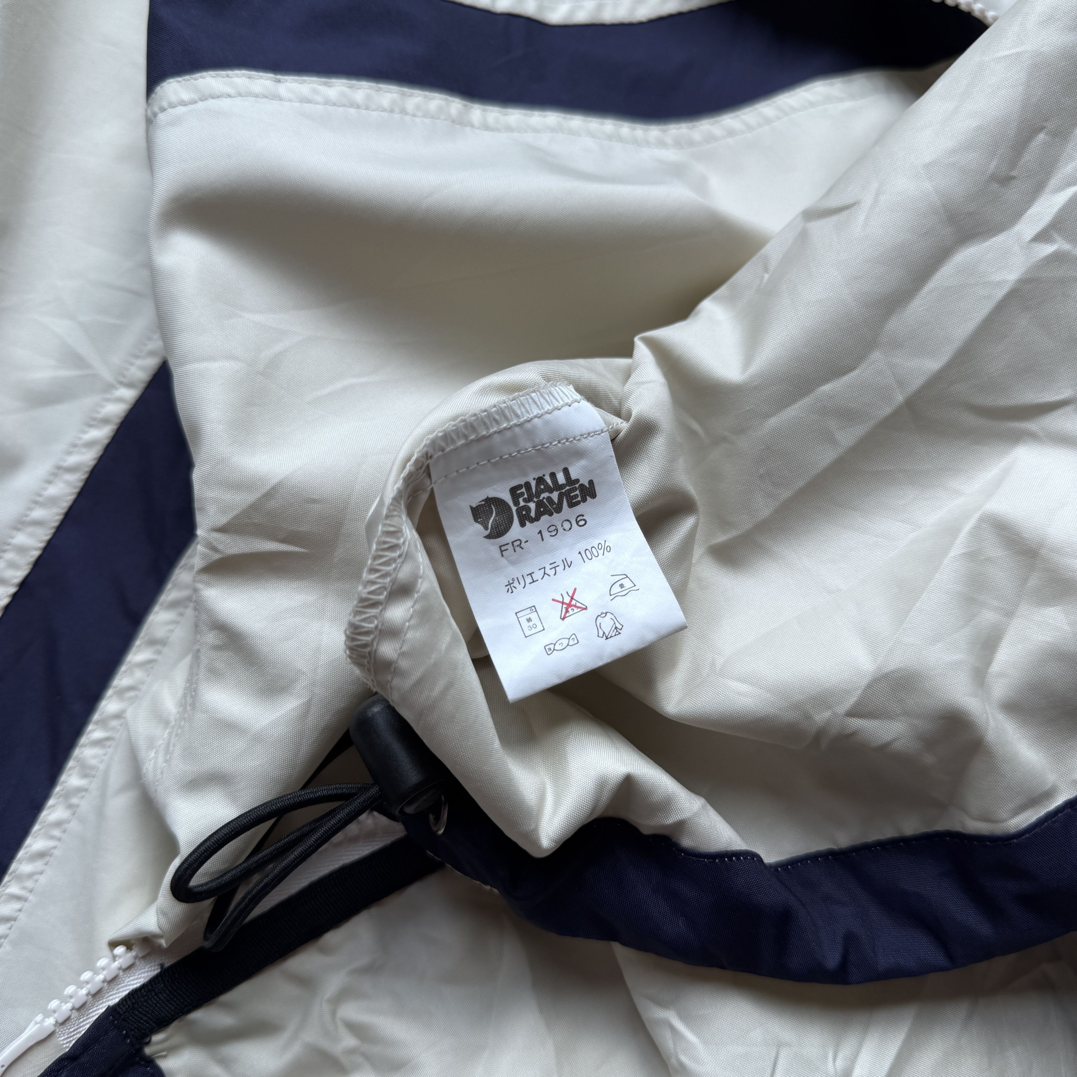 Fjallraven Vintage Fjällräven Packable Hooded Windbreaker Jacket Size US M / EU 48-50 / 2 - 7 Thumbnail