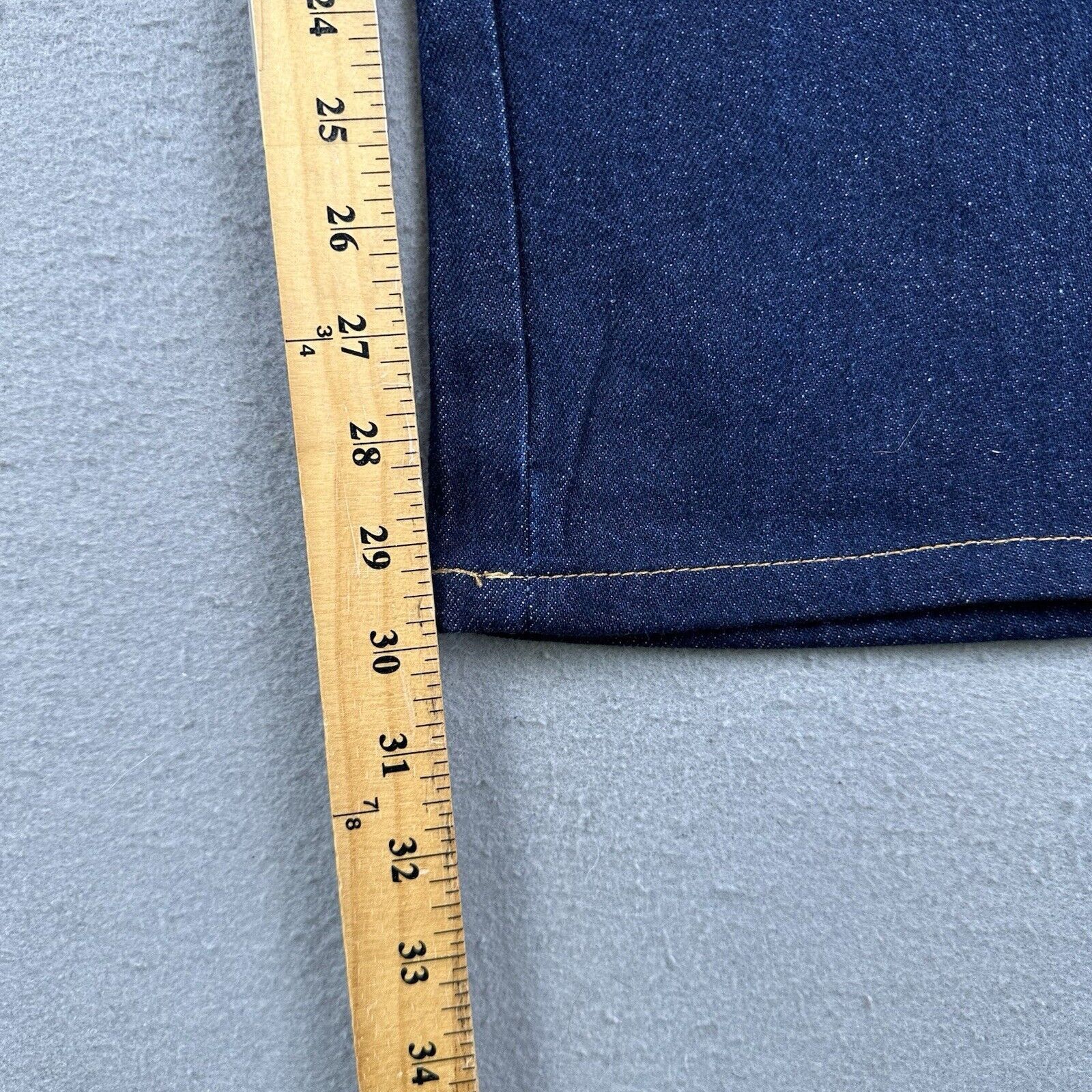 Dr. Martens Dr Marten Air Wair Relaxed Fit Jeans Men’s 36x32 Blue Denim Size US 36 / EU 52 - 13 Thumbnail