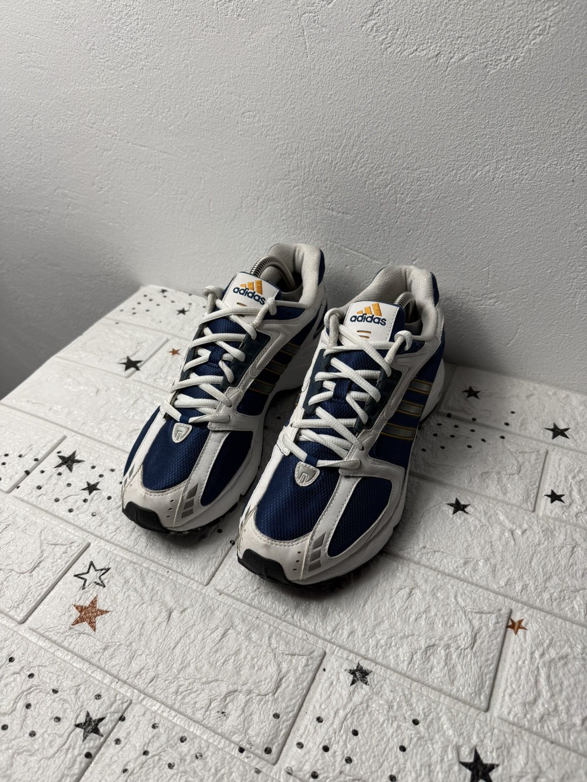 Adidas Adidas Response 2003 Vintage Adiprene US9 UK8.5 EUR42 Size US 9 / EU 42 - 5 Thumbnail