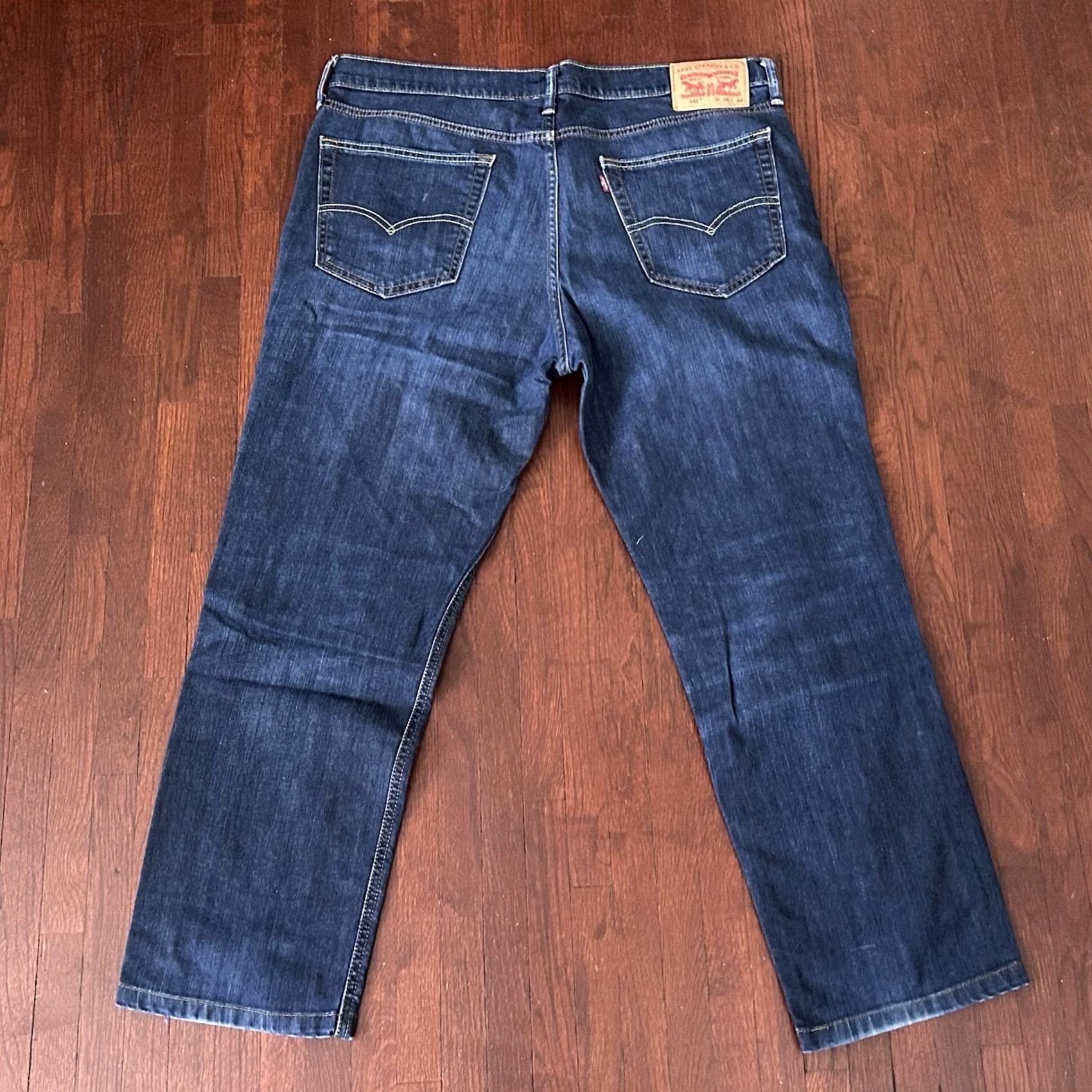 Levi's Levi's 541 Jeans 36 x 28 Athletic Fit Blue Cotton Blend Dark Wash Jeans Size US 36 / EU 52 - 6 Thumbnail