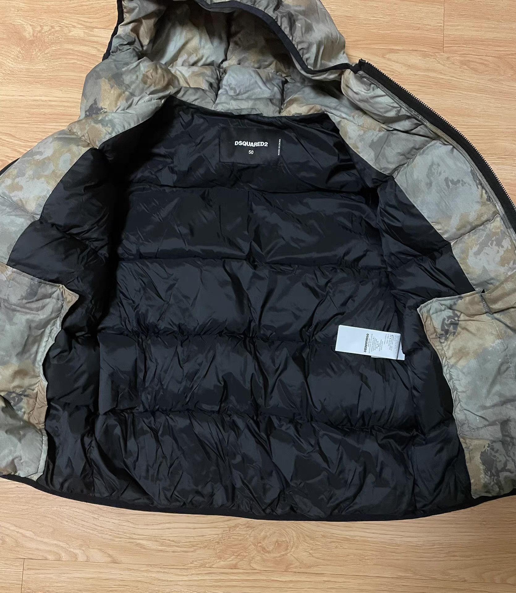 Dsquared2 DSQUARED2 Camouflage Down Jacket Q4 Size US L / EU 52-54 / 3 - 3 Thumbnail