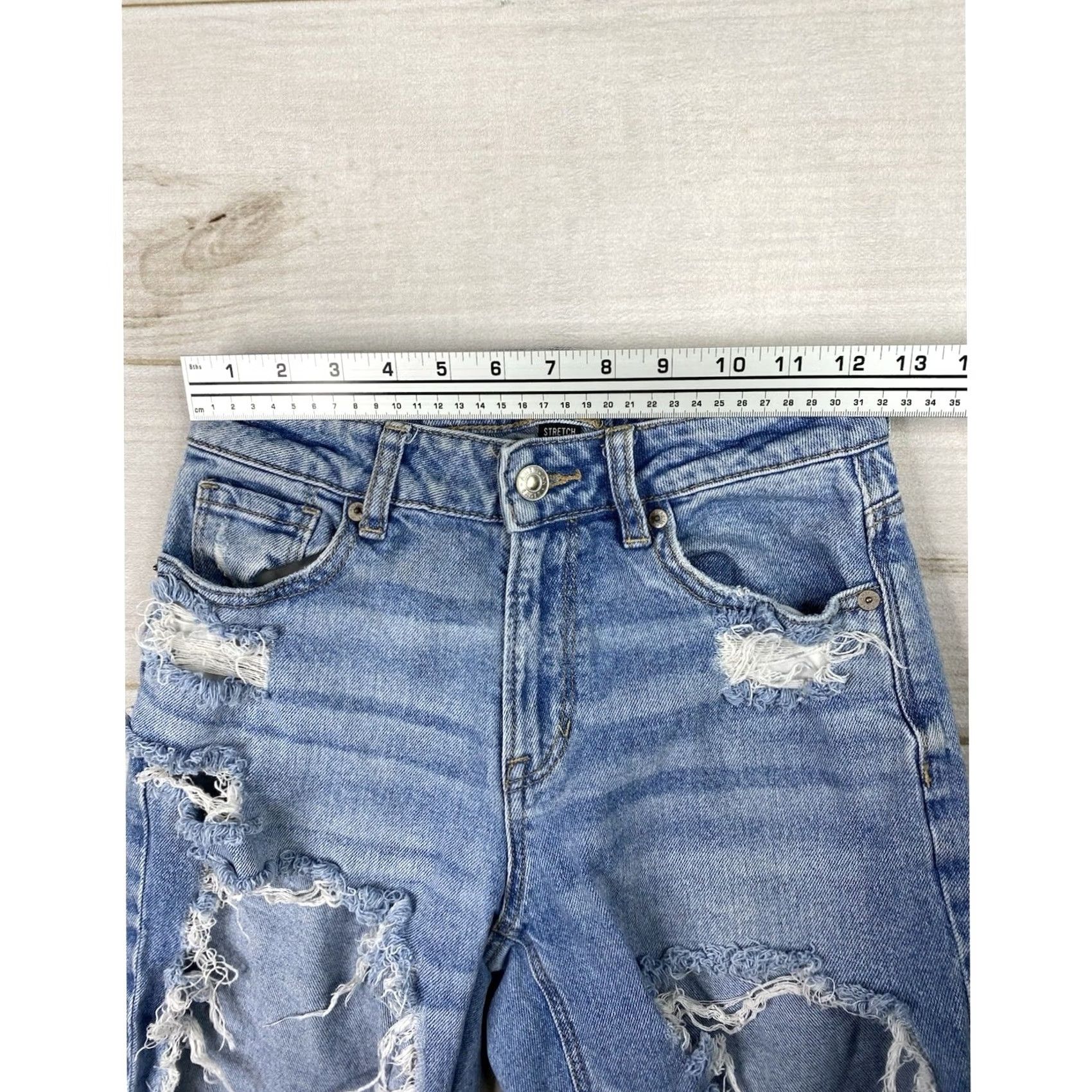 American Eagle Outfitters VINTAGE American Eagle Womens Mom Jeans 0 Short Destroyed Denim High Rise Stretch Size 25" / US 0 / IT 36 - 4 Thumbnail