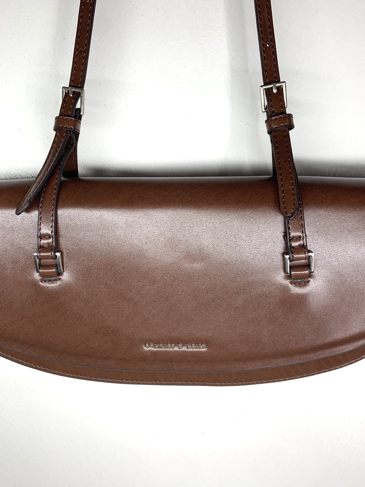Designer Charles & Keith Brown Single Handle Shoulder Bag Size ONE SIZE - 5 Thumbnail