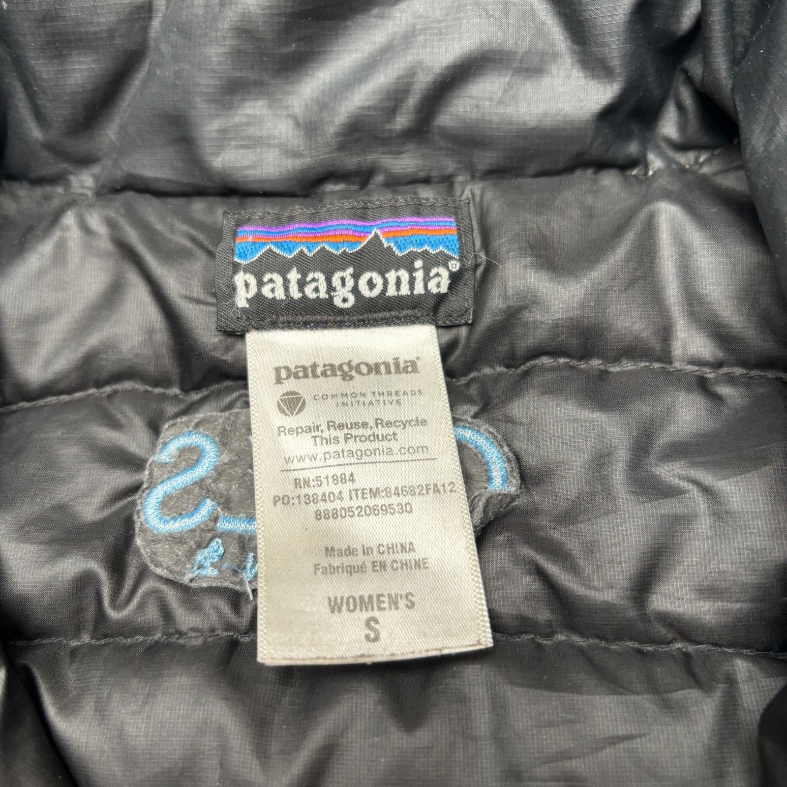 Patagonia Girls S2 HBO Cast Crew Patagonia Down Jacket Sm Lena Dunham Size S / US 4 / IT 40 - 5 Thumbnail
