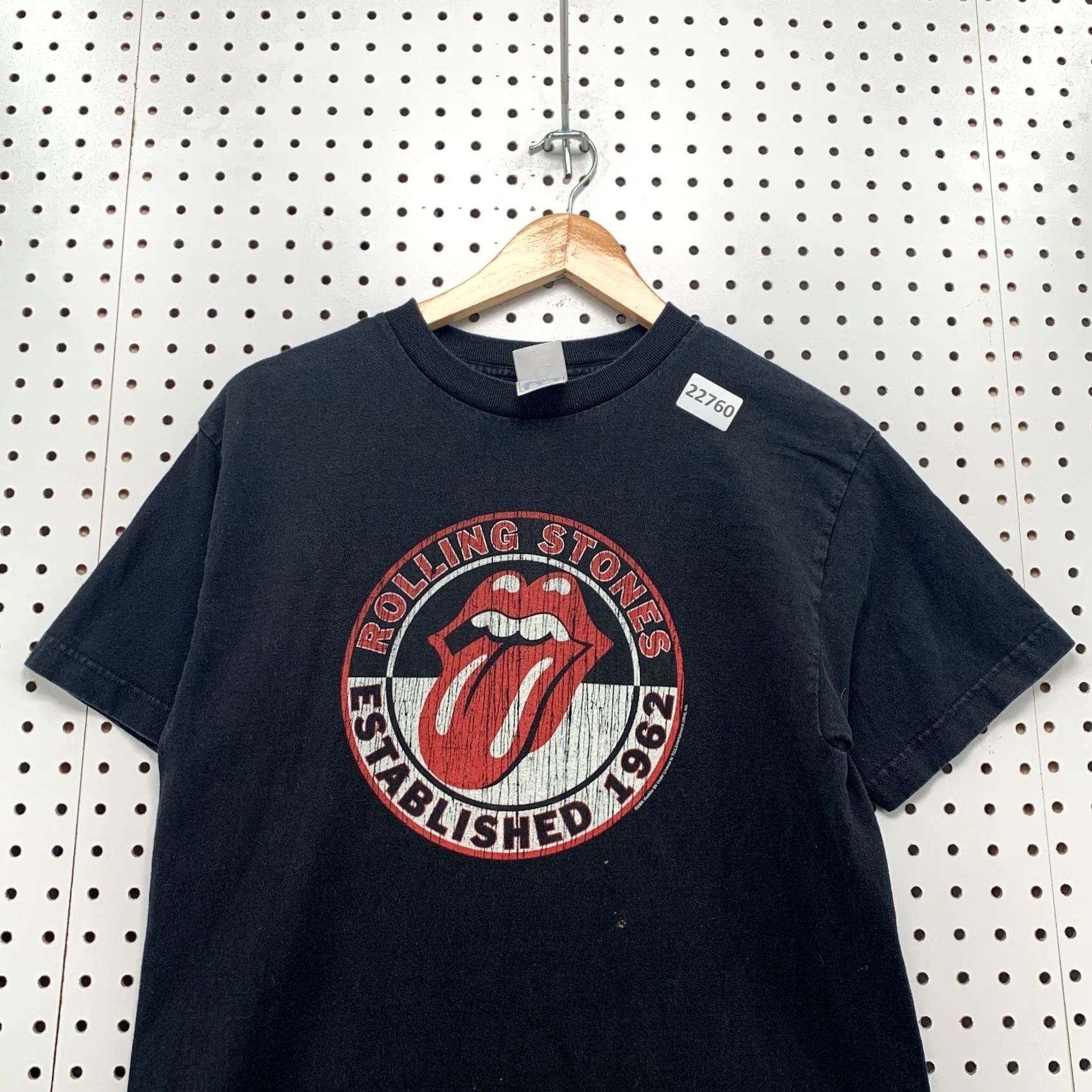Vintage Rolling Stones Shirt Black Tongue Lips Graphic Adult Medium 19.5x27.5 Music Band Size US M / EU 48-50 / 2 - 2 Thumbnail