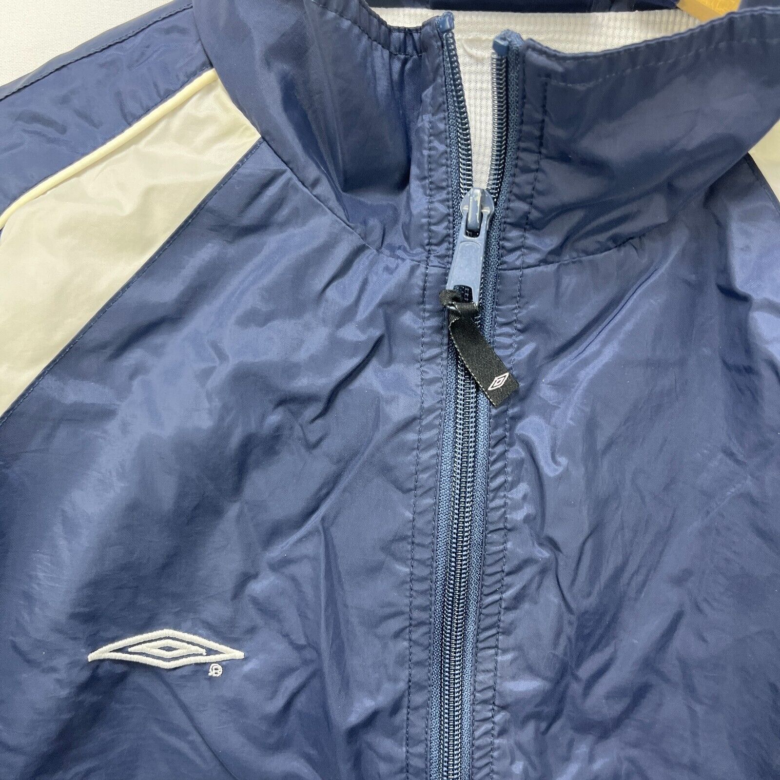 Umbro × Vintage Vintage Umbro Windbreaker Jacket Large Tracksuit Soccer Size US L / EU 52-54 / 3 - 5 Thumbnail