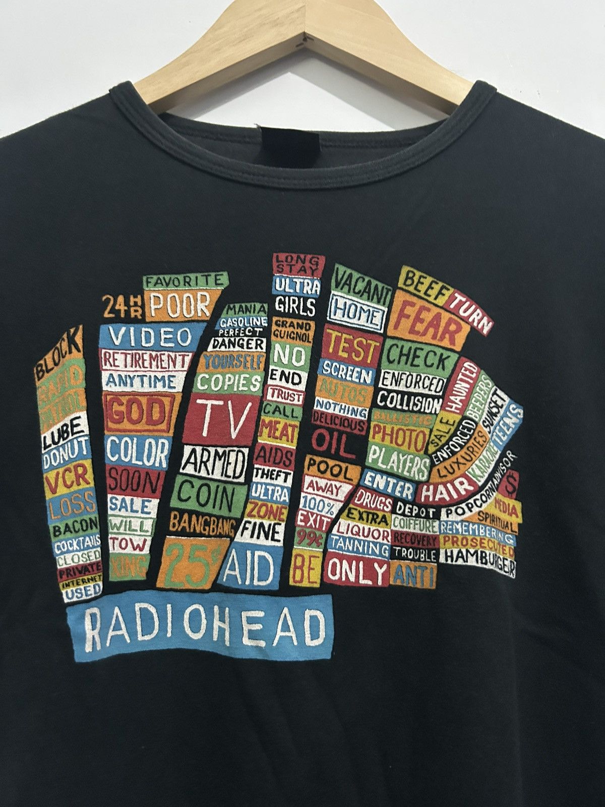 Band Tees 00s Radiohead Hail To The Thief Tees Size US M / EU 48-50 / 2 - 2 Thumbnail