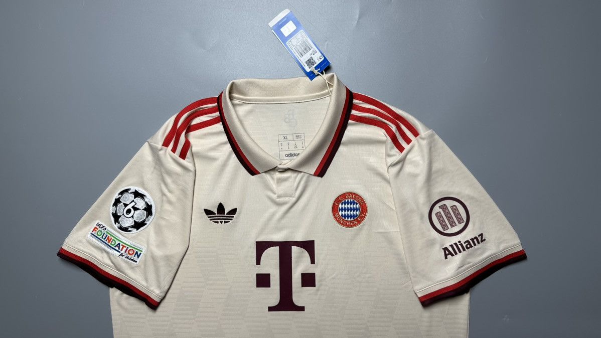 Vintage BAYERN ADIDAS 2024/2025 FOOTBALL THIRD JERSEY #17 OLISE Size US XL / EU 56 / 4 - 3 Thumbnail