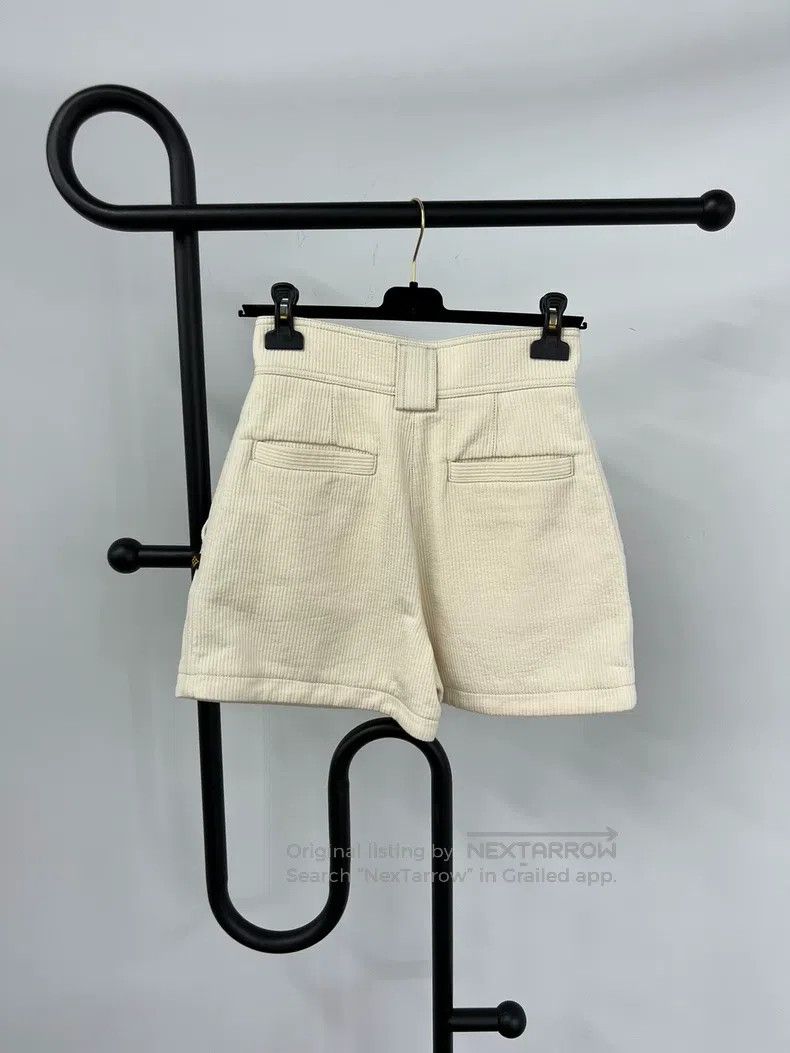 Louis Vuitton Louis Vuitton White high-waisted shorts Size 31" - 3 Thumbnail
