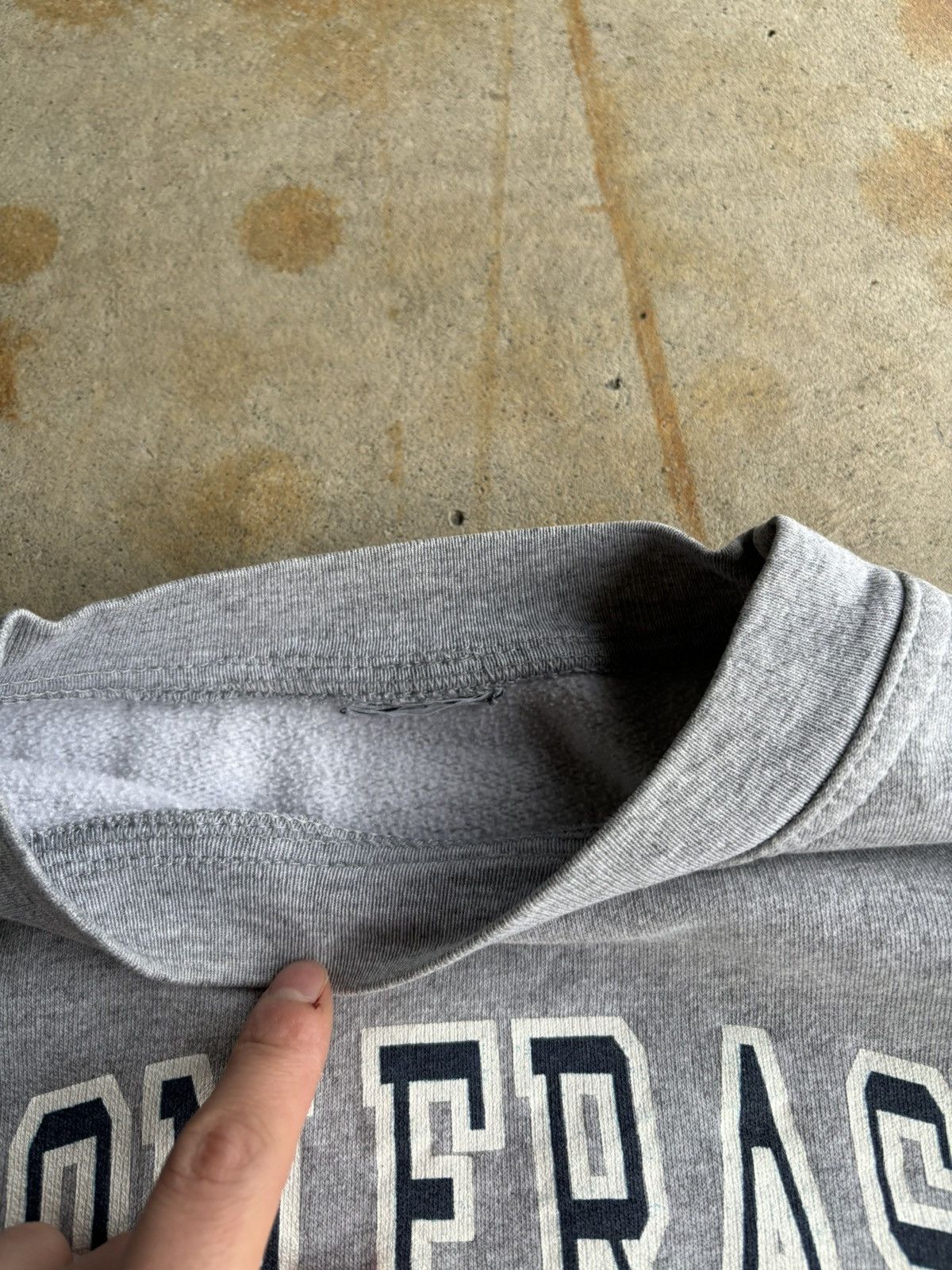 Russell Athletic Vintage Simon Fraser Russell Athletic Crewneck Boxy Sweater Size US L / EU 52-54 / 3 - 6 Thumbnail
