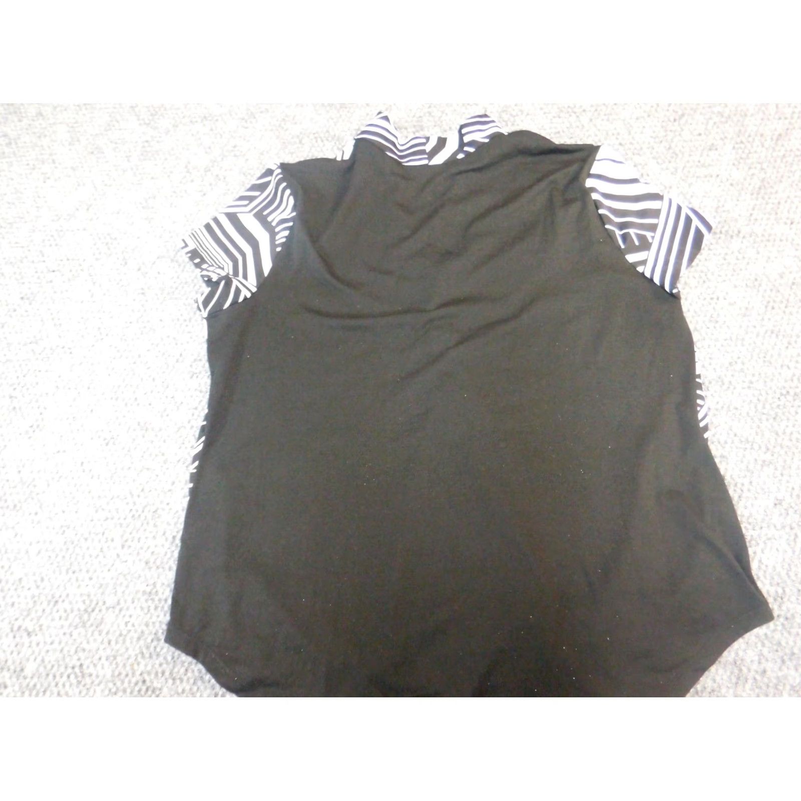 Jones New York Jones New York Blouse Shirt Womens Medium Black Cap Sleeve Crew Neck Pullover Geometric Pattern Ruffle Stretch Casual Basic Classic Regular Dust-Free Size M / US 6-8 / IT 42-44 - 7 Thumbnail