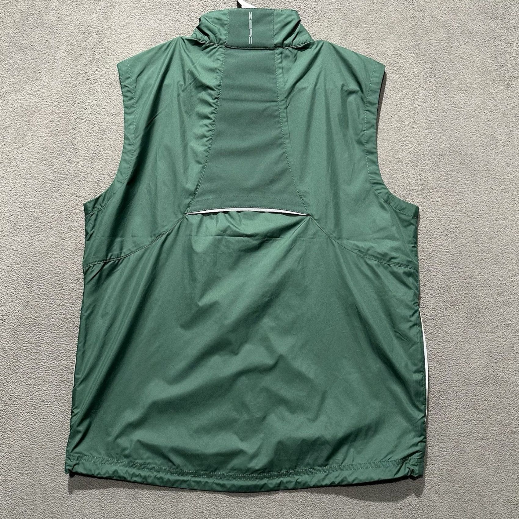 Vintage Zero Restriction Vest Mens S Green Windbreaker Windproof Pockets Reflective Zip Size US S / EU 44-46 / 1 - 2 Thumbnail