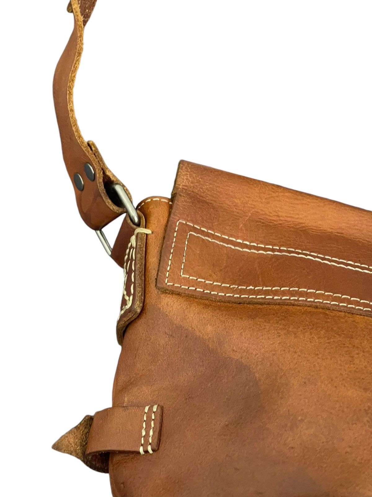 Japanese Brand Full Leather Patina Beach Sound Cross Body Bag 4🟩 Size ONE SIZE - 19 Thumbnail