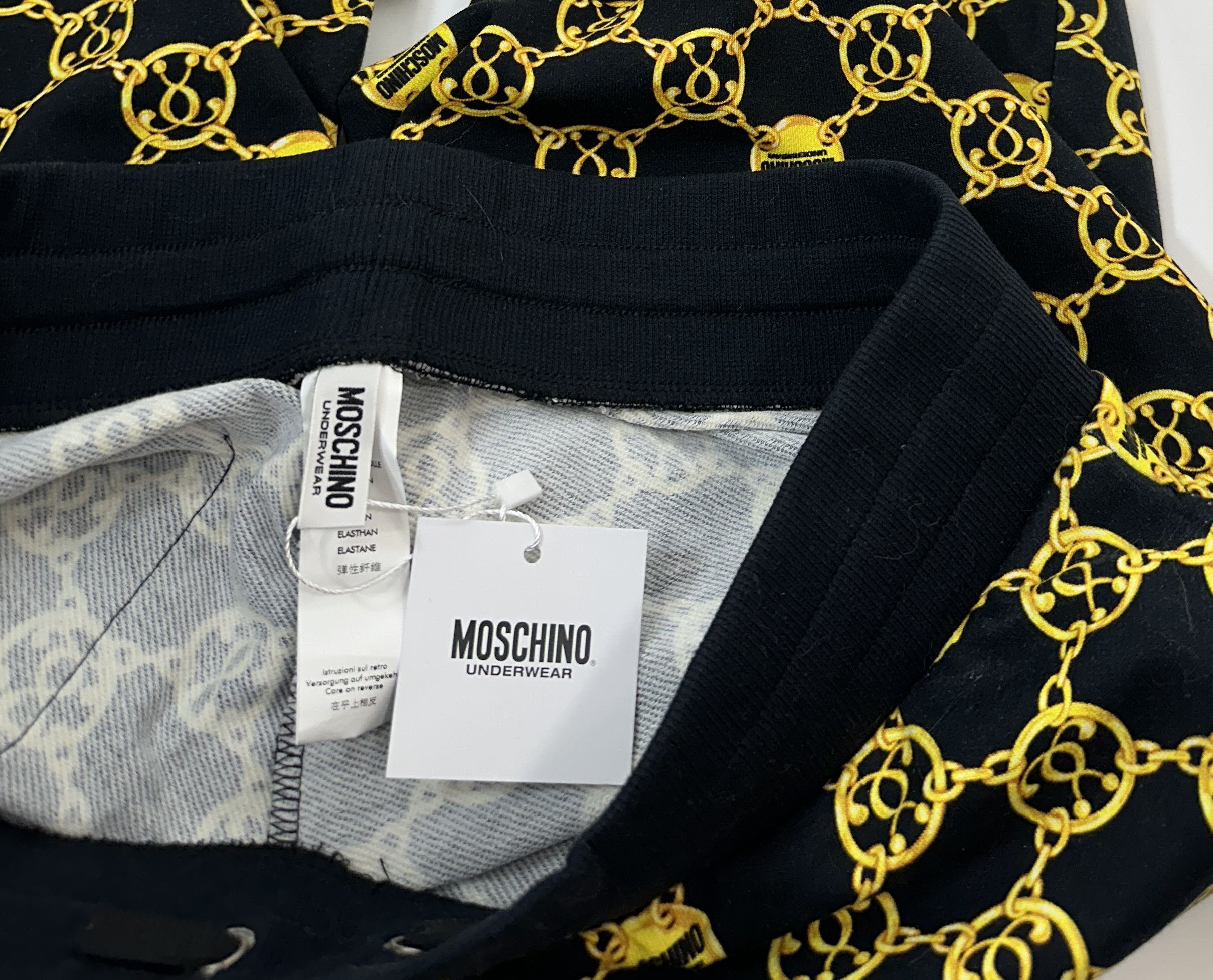 Moschino Shorts Pants Size US 38 / EU 54 - 5 Thumbnail