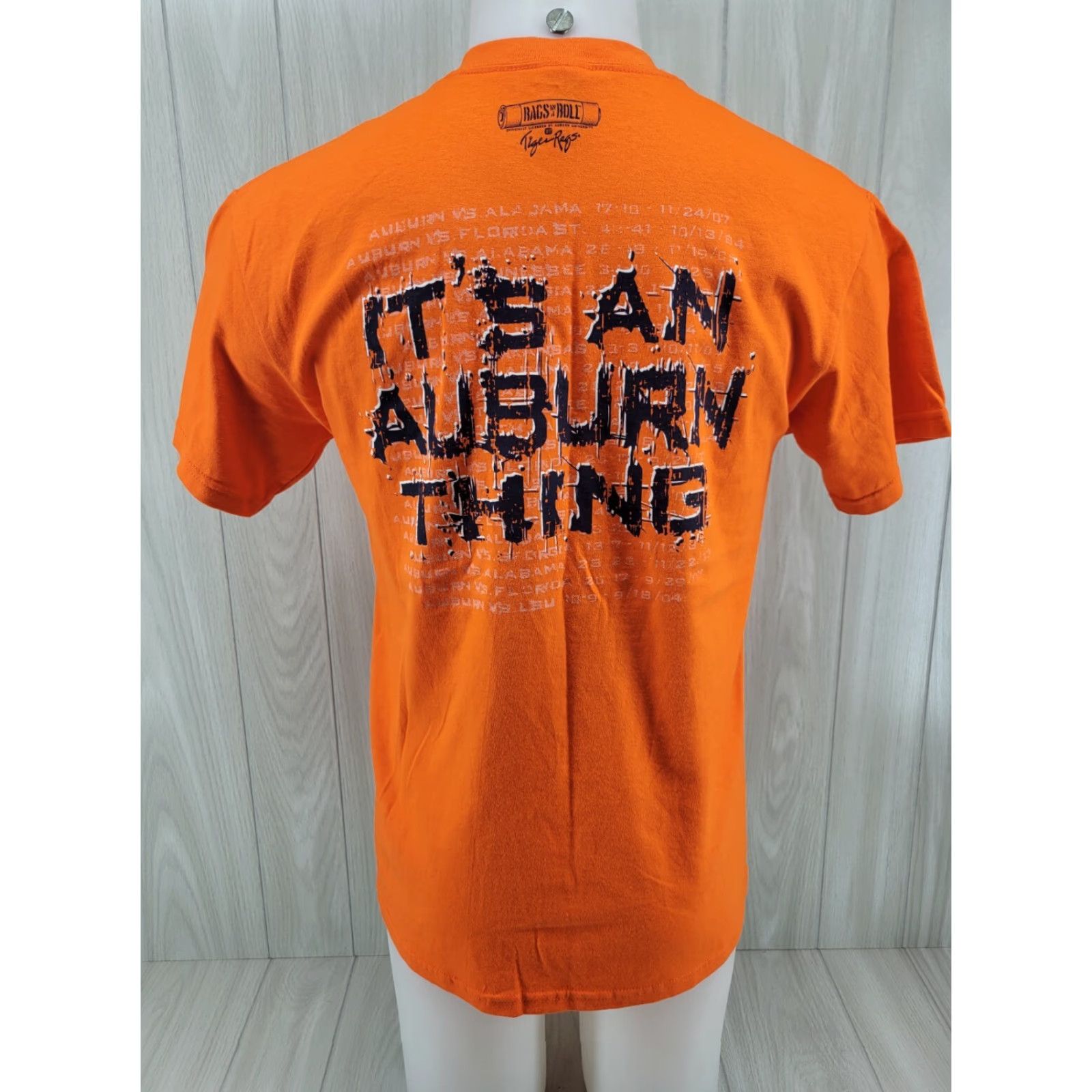 Gildan Meet At The Corner Auburn Auburn University T Shirt M Gildan Orange Unisex Short Sleeve Cotton 90s Theme Mens Size US M / EU 48-50 / 2 - 6 Thumbnail