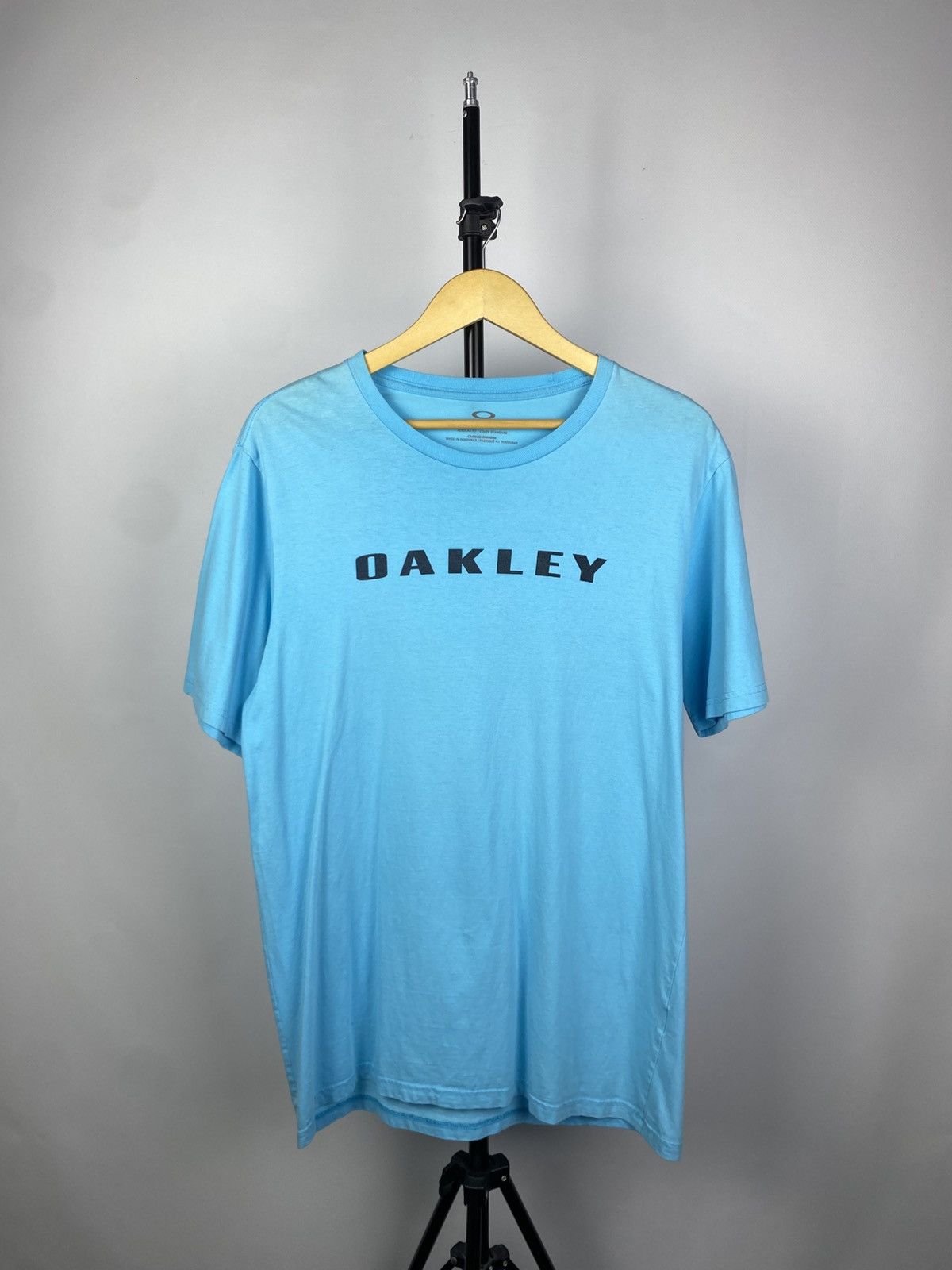 Oakley × Vintage Vintage 00s Oakley Boxy Archival T-shirt Y2K Size US L / EU 52-54 / 3 - 1 Thumbnail