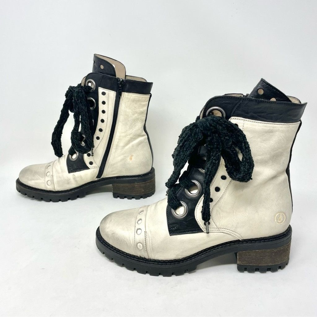 Other CASTA Ivory& Black Butter Soft Leather Combat Boots Size 37 Size US 7 / IT 37 - 4 Thumbnail