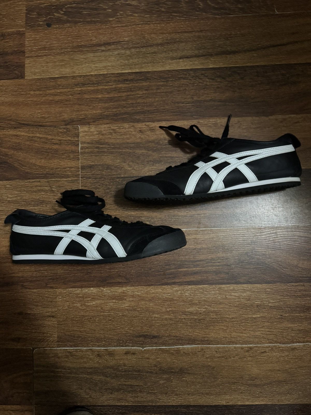 Onitsuka Tiger Black Onitsuka Tigers Size US 9 / EU 42 - 2 Thumbnail