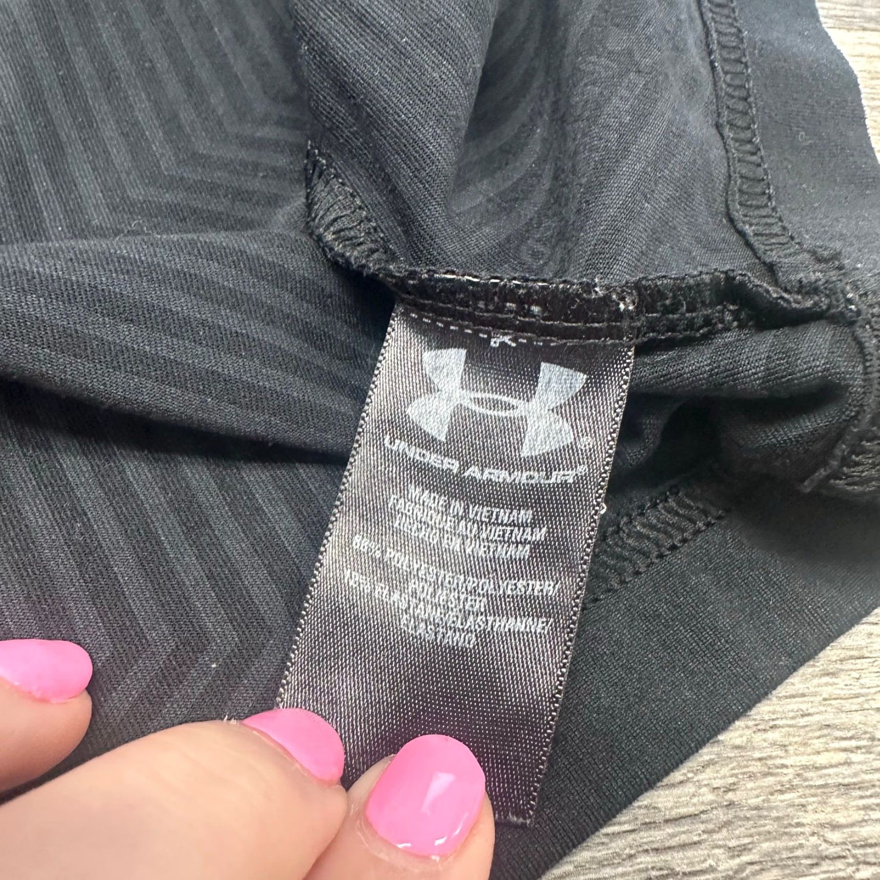 Under Armour Under Armour Shirt Mens M Loose 1/4 Zip Coldgear Infrared Black Performance EUC Size US M / EU 48-50 / 2 - 5 Thumbnail