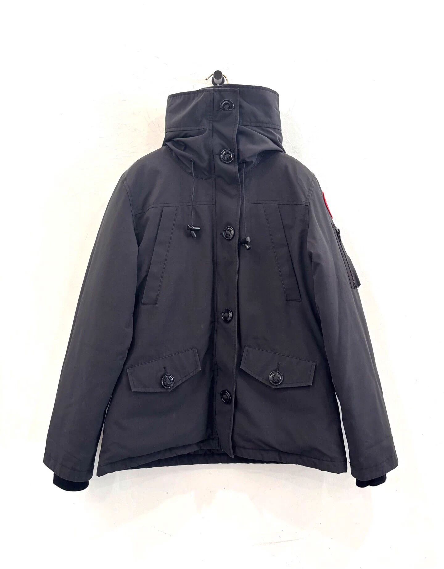 Canada Goose Canada Goose Montebello Black Down Coat L NWT Size L / US 10 / IT 46 - 1 Thumbnail