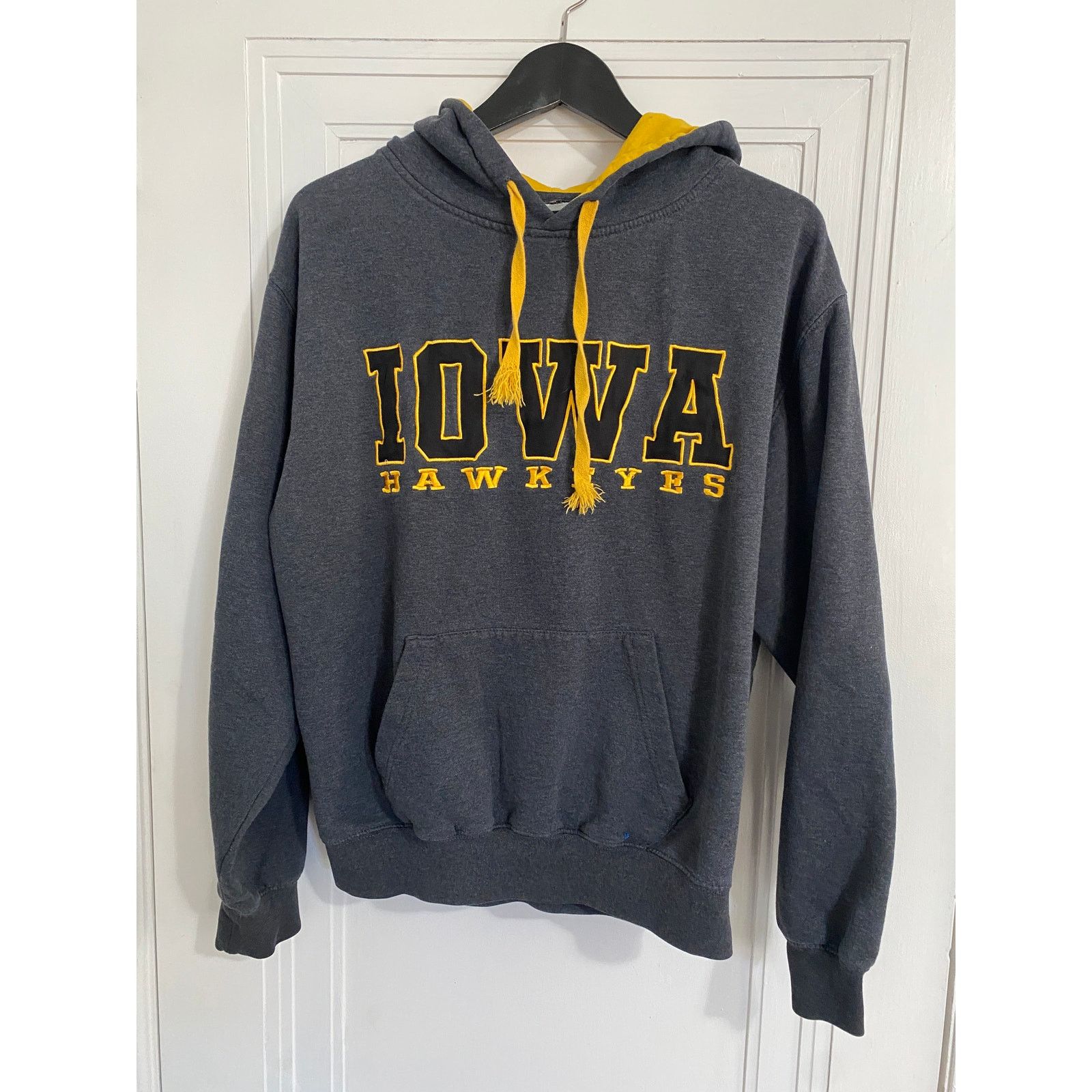 NCAA University of Iowa Hawkeyes Stitched Hoodie Sweatshirt Sz L Size US L / EU 52-54 / 3 - 2 Thumbnail