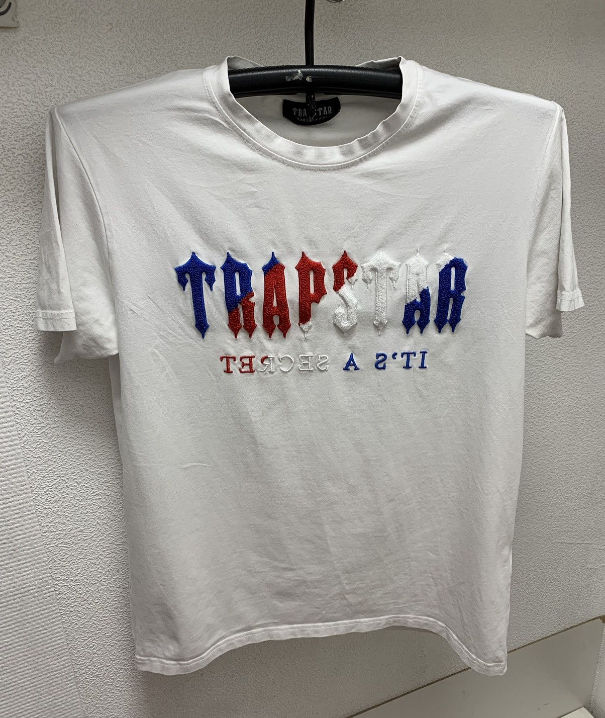 Trapstar London Trapstar white t-shirt big logo Xl y2k drill Size US XL / EU 56 / 4 - 1 Thumbnail