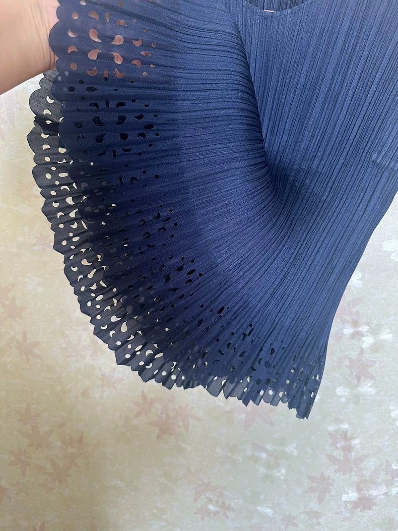 Issey Miyake Issey Miyake size:3 Navy blue vintage hollowed-out short-s Size L / US 10 / IT 46 - 2 Thumbnail