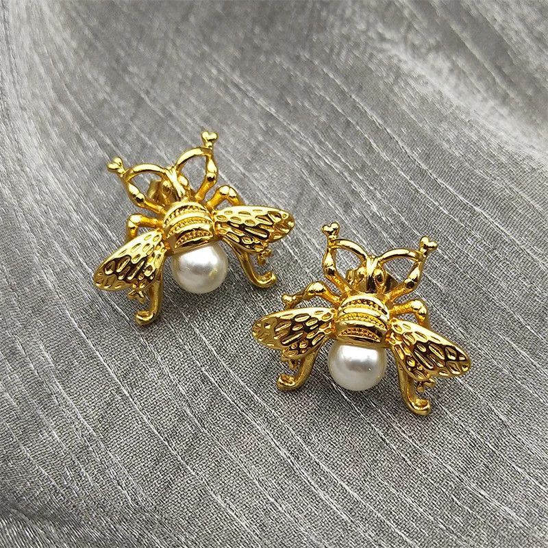 Jewelry Gold Bee Stud Earrings Charm Stainless Earring Gift Size ONE SIZE - 1 Thumbnail