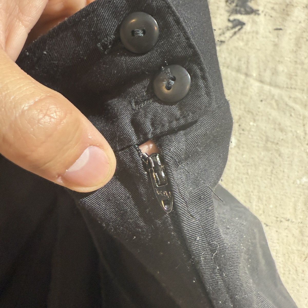 Comme des Garcons Vintage 1960’s Black Pleated Baggy Shorts Cropped Side Zip Size US 28 / EU 44 - 4 Thumbnail