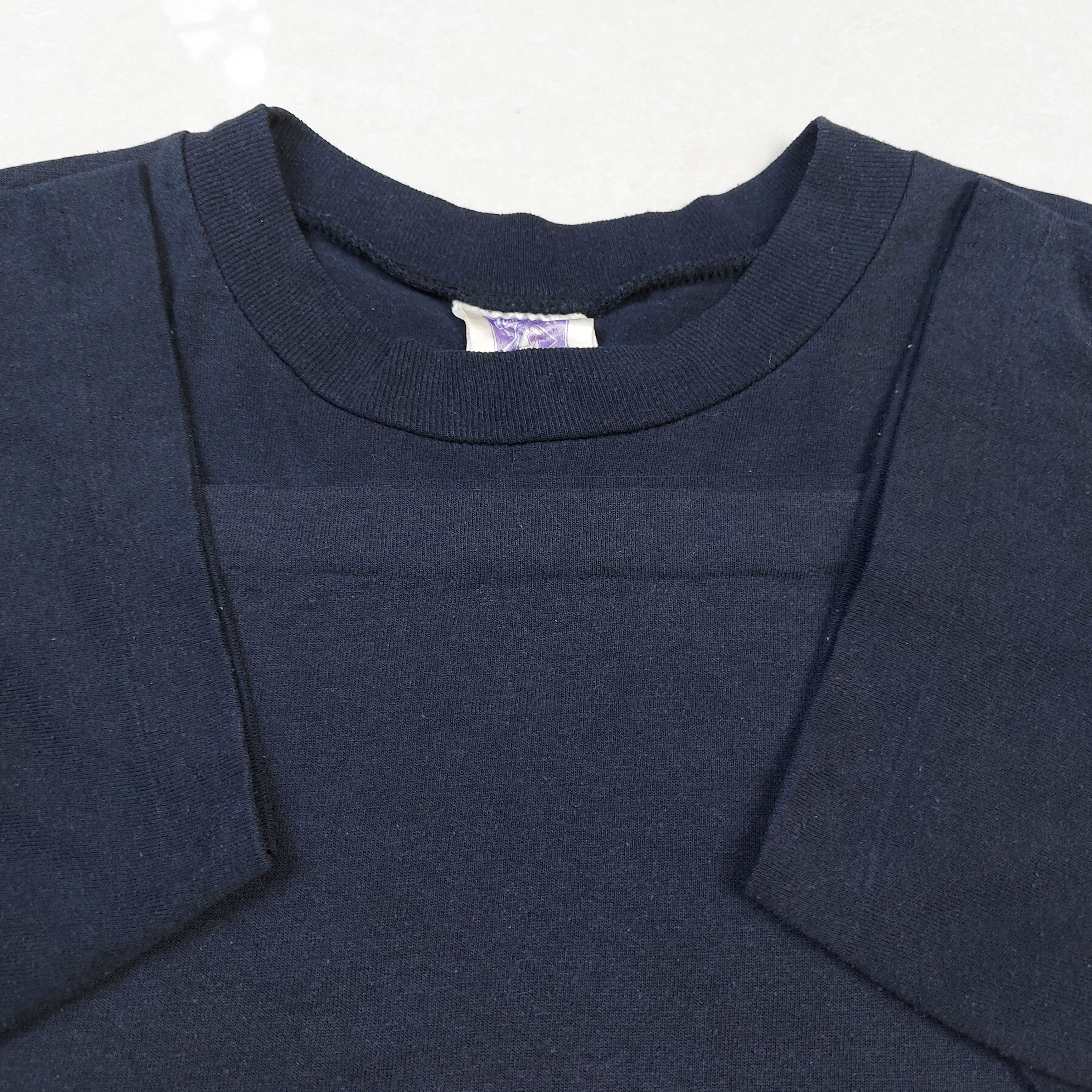 Other Vintage 90s Humeur Design Canada Single-Stitch TEE Size US M / EU 48-50 / 2 - 8 Thumbnail
