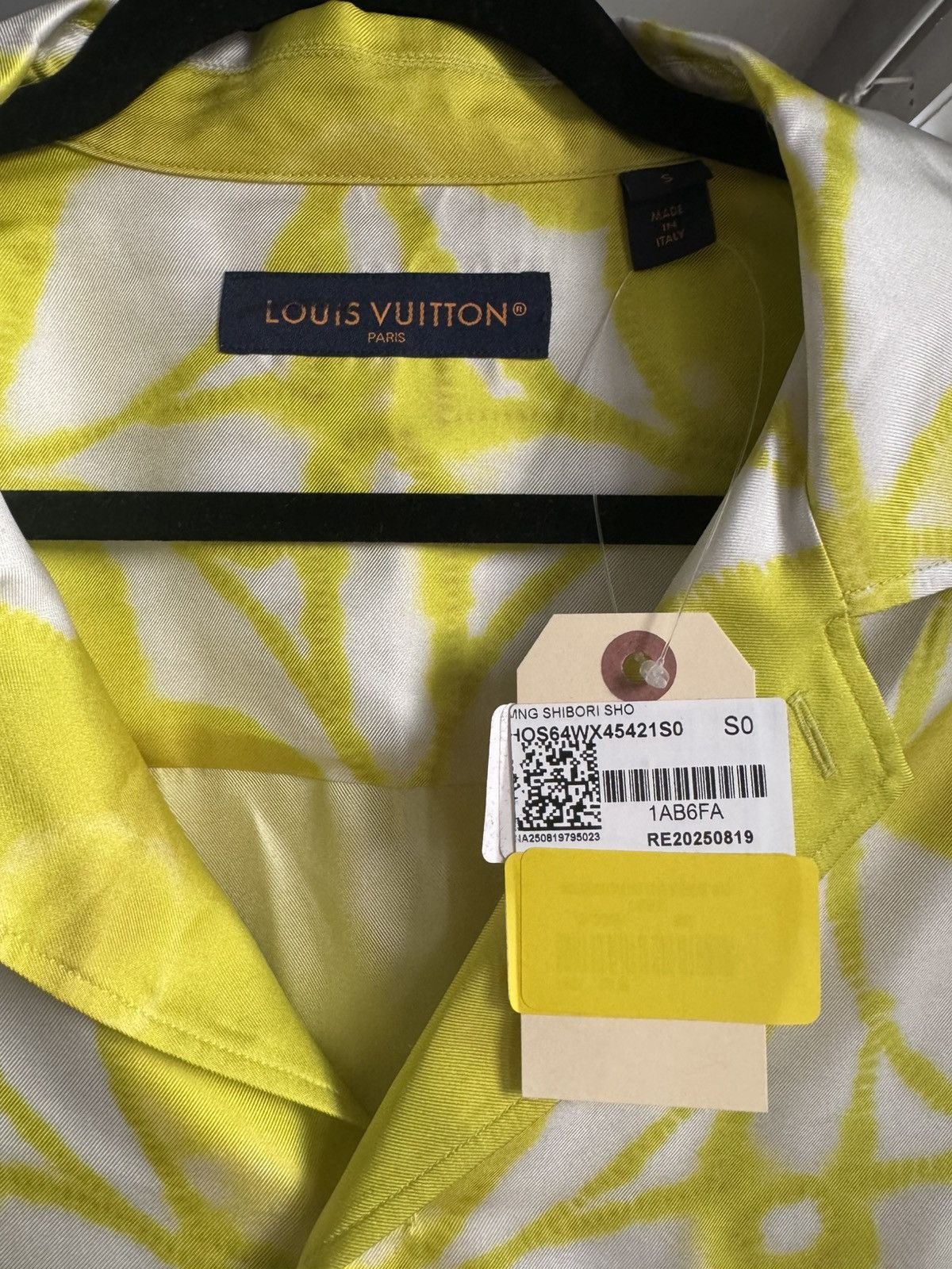 Louis Vuitton Louis Vuitton silk Shibori short sleeve shirt Size US S / EU 44-46 / 1 - 5 Thumbnail