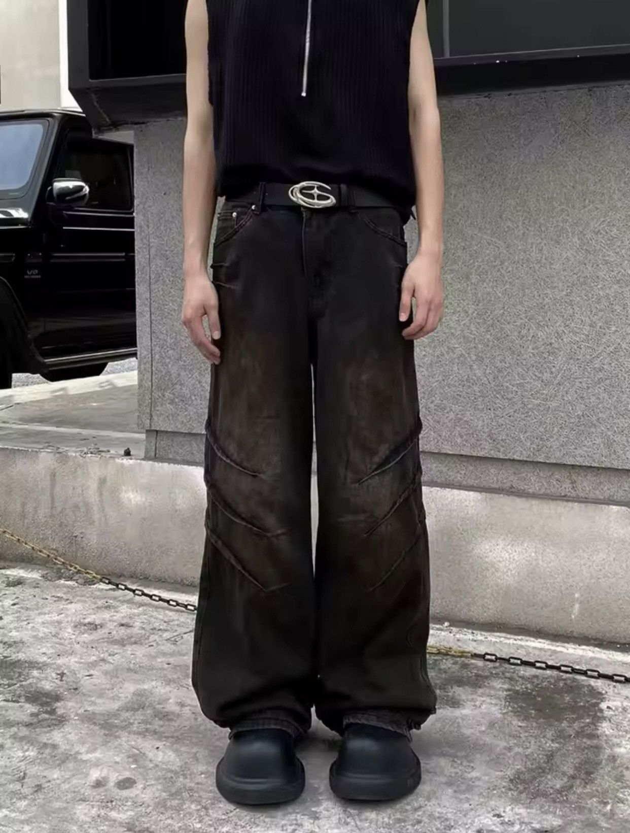 Jean Y2K Streetwear Old Black Distressed Pleated Baggy Jeans Size US 29 - 1 Thumbnail
