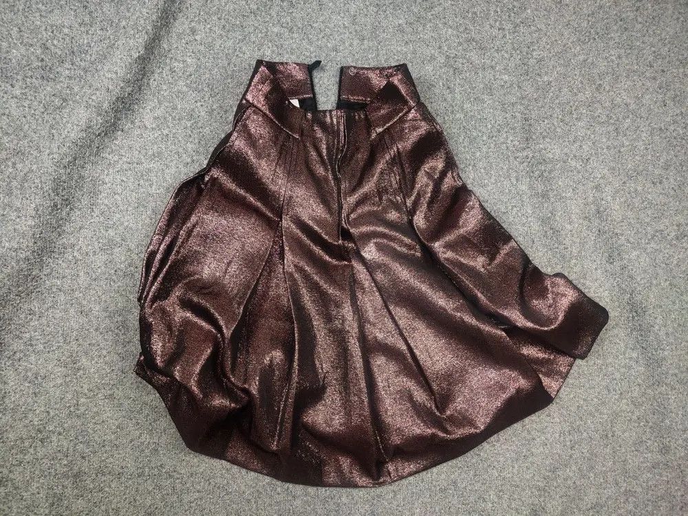 Akris Akris Punto Pleated Bronze Iridescent Lamé Bell Skirt Knee Size 27" / US 4 / IT 40 - 1 Thumbnail