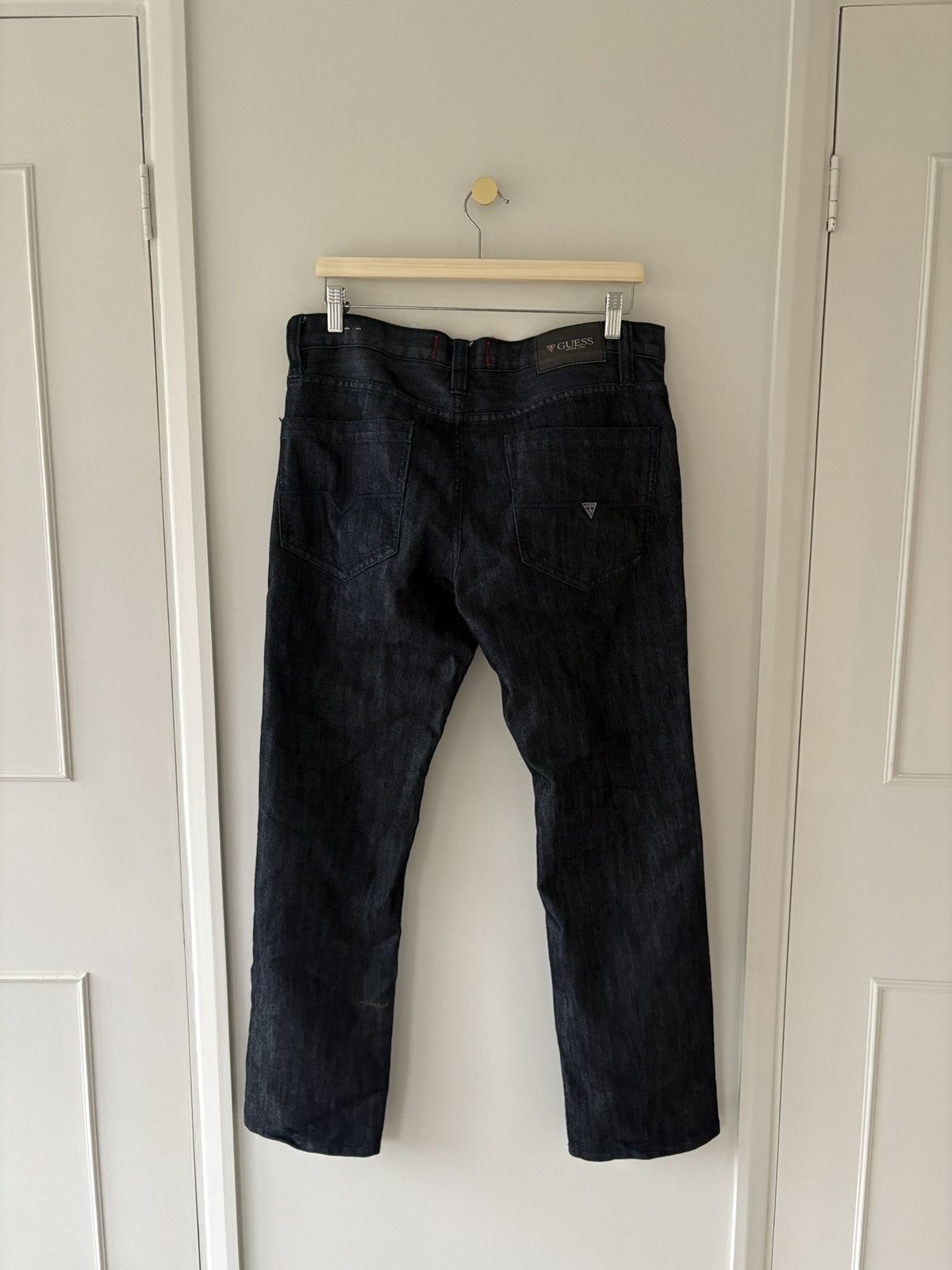 Guess Guess very dark jeans Size US 32 / EU 48 - 4 Thumbnail