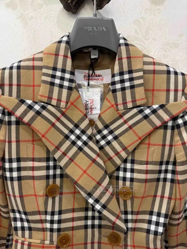 Burberry Burberry Brown Wool Check Double-Breasted Trench Coat. Size S / US 4 / IT 40 - 2 Thumbnail
