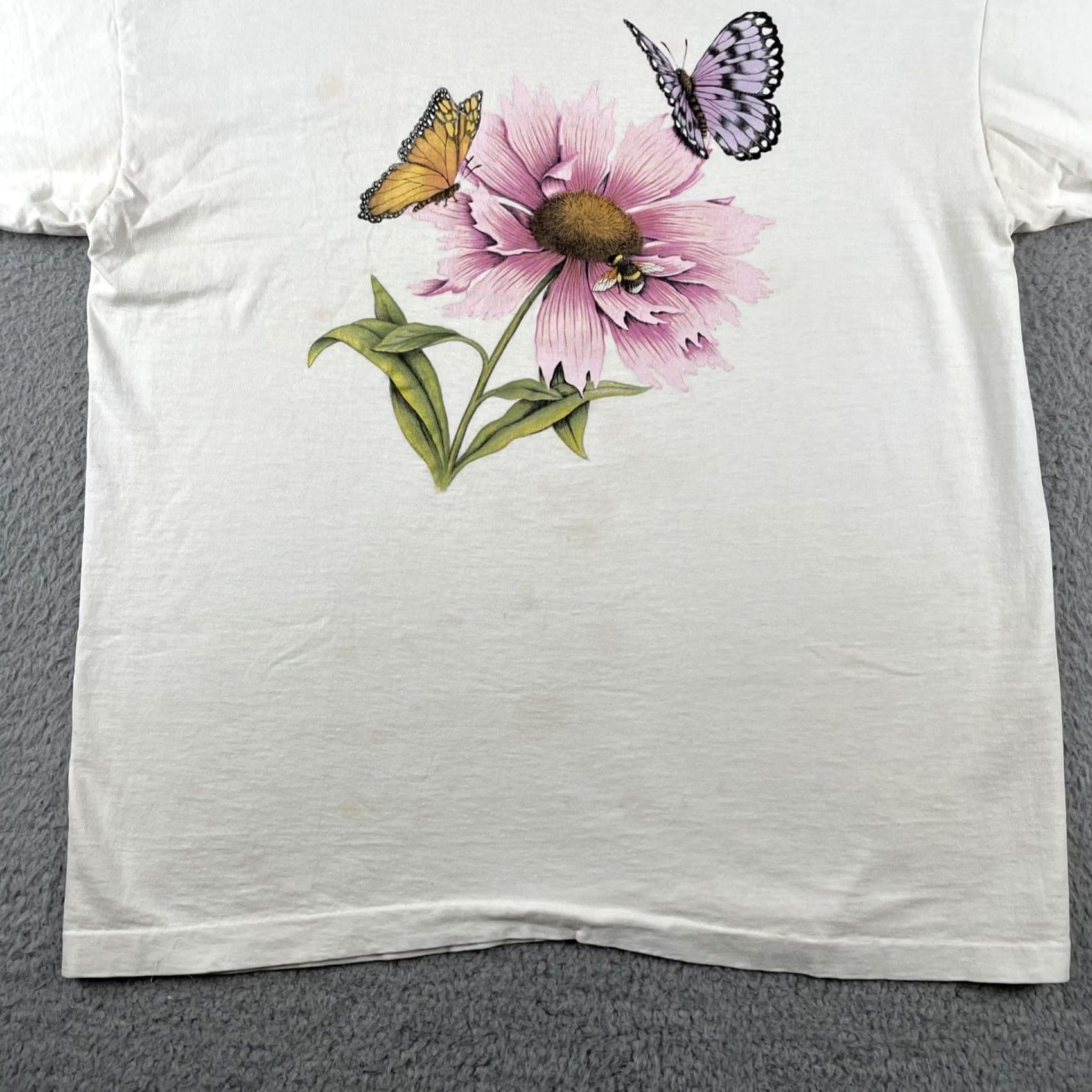 Vintage VINTAGE Day Breeze Shirt Adult L/XL Ivory Floral Butterfly Made In USA White Crew Neck Short Sleeve Cotton Single Stitched Mens Size US L / EU 52-54 / 3 - 7 Thumbnail