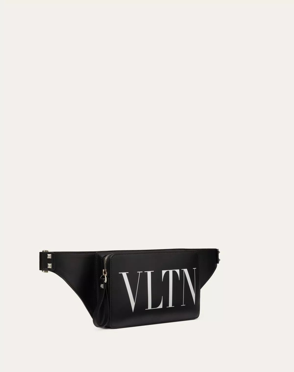 Valentino oc11z0725 Size: OS/ Leather Vltn Belt Bag in Black Size ONE SIZE - 2 Thumbnail