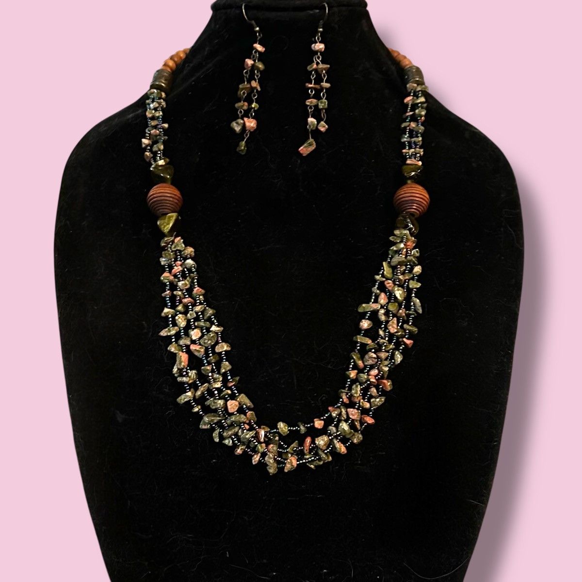 Other Multi strand Unakite bead necklace and earrings set Size ONE SIZE - 1 Thumbnail