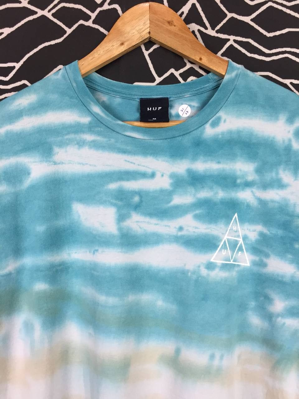 Huf HUF Triple Triangle Logo Tie Dye Skate Tee Size US M / EU 48-50 / 2 - 3 Thumbnail
