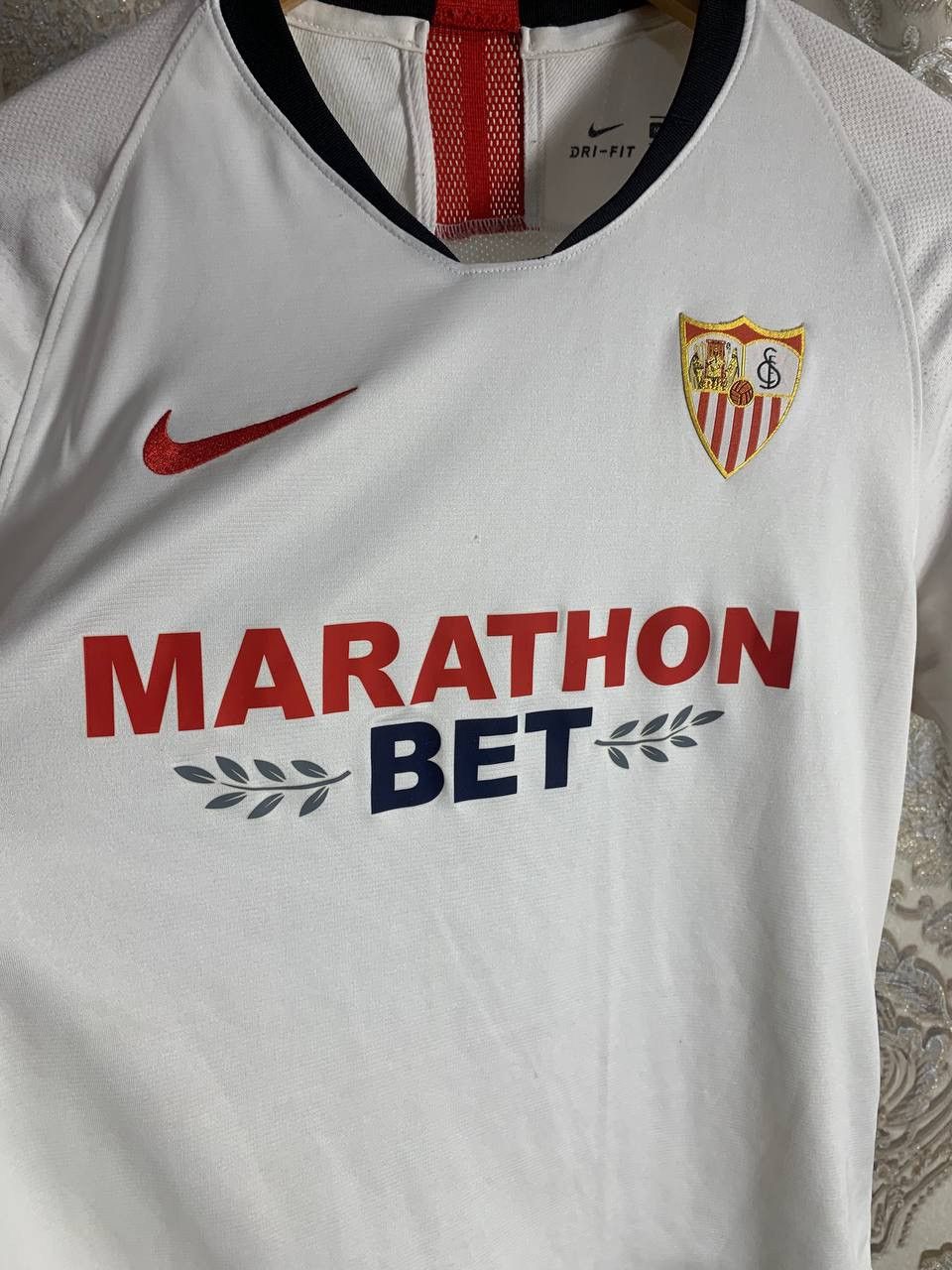 Nike VERY RARE NIKE FC SEVILLA SPAIN SOCCER JERSEY RETRO Y2K 90s Size US M / EU 48-50 / 2 - 4 Thumbnail