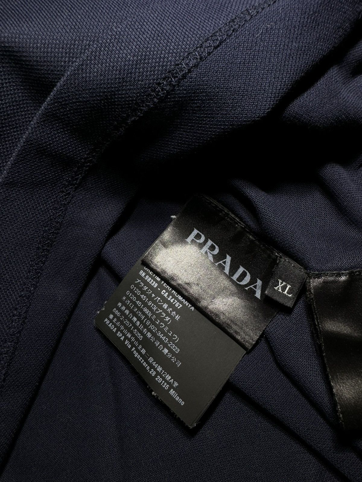 Prada Prada Vintage Luxury Basic T-shirt Size US XL / EU 56 / 4 - 7 Thumbnail