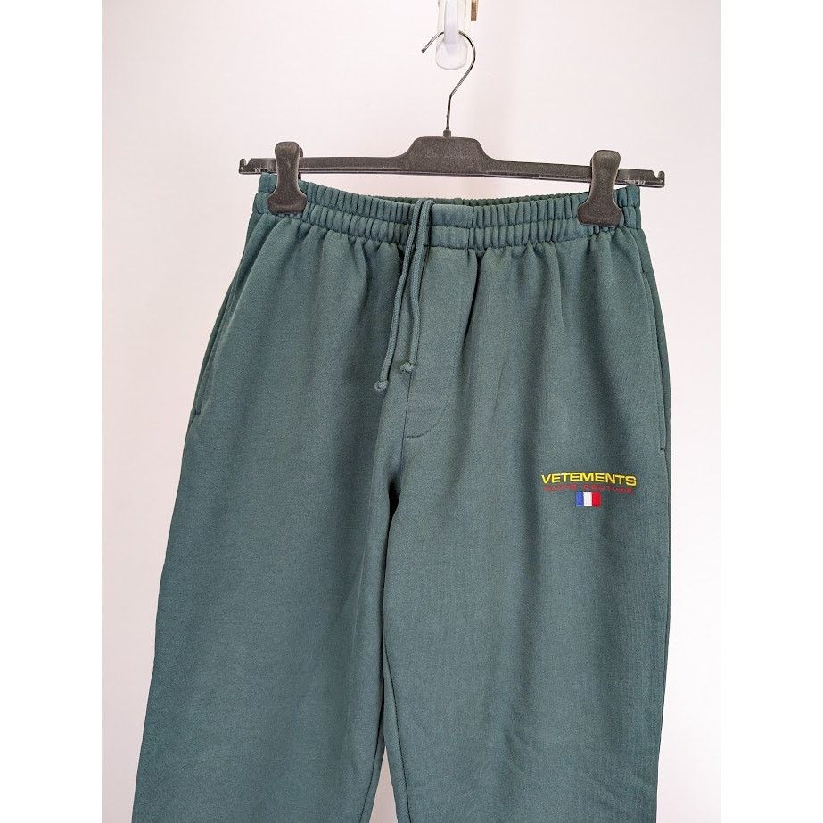 Vetements o1rshd1 Sweatpants & Joggers in Green Size US 34 / EU 50 - 4 Thumbnail