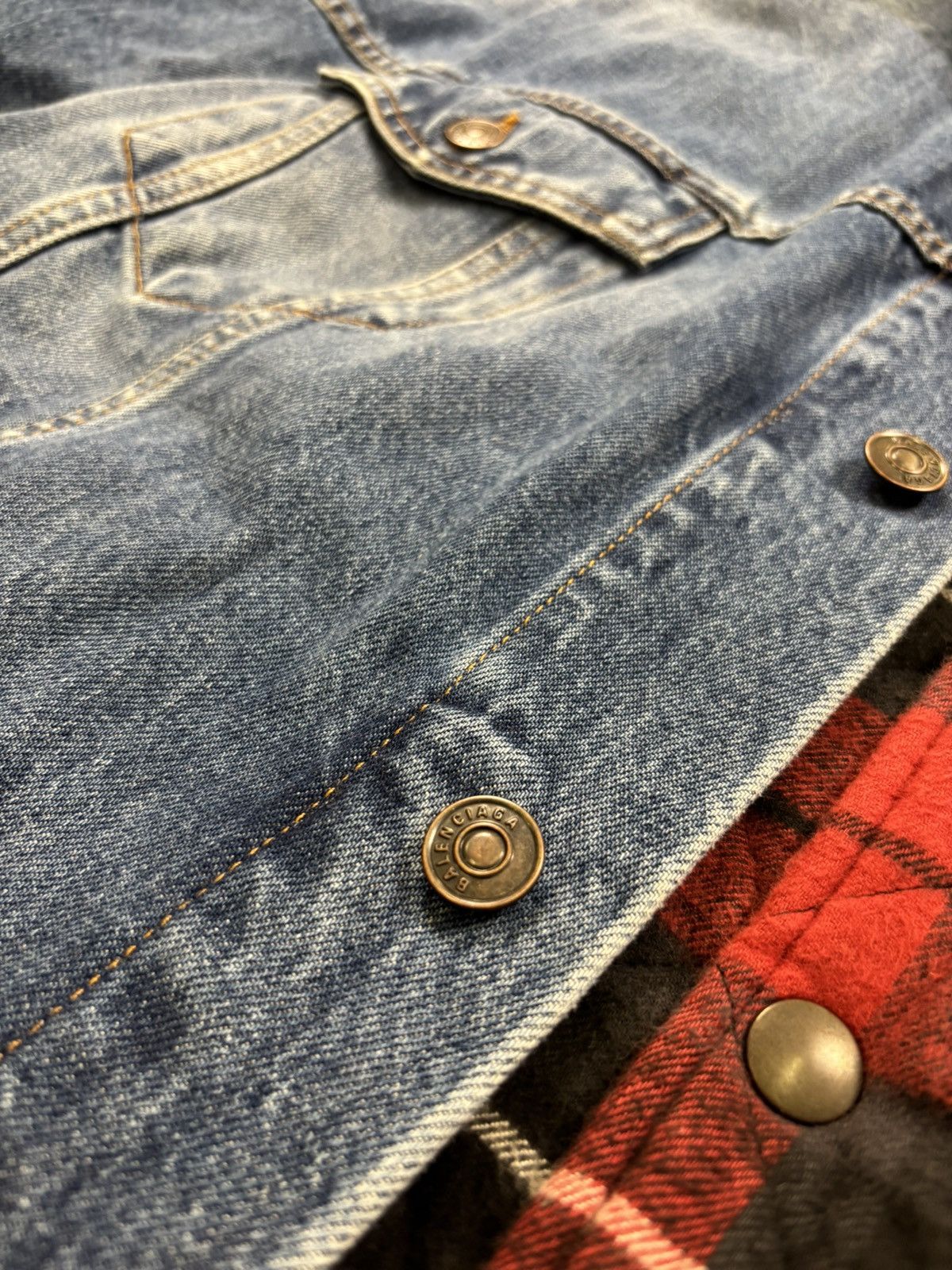 Balenciaga Balenciaga Padded Denim Hooded Gilet Jacket (2018) Size US M / EU 48-50 / 2 - 4 Thumbnail