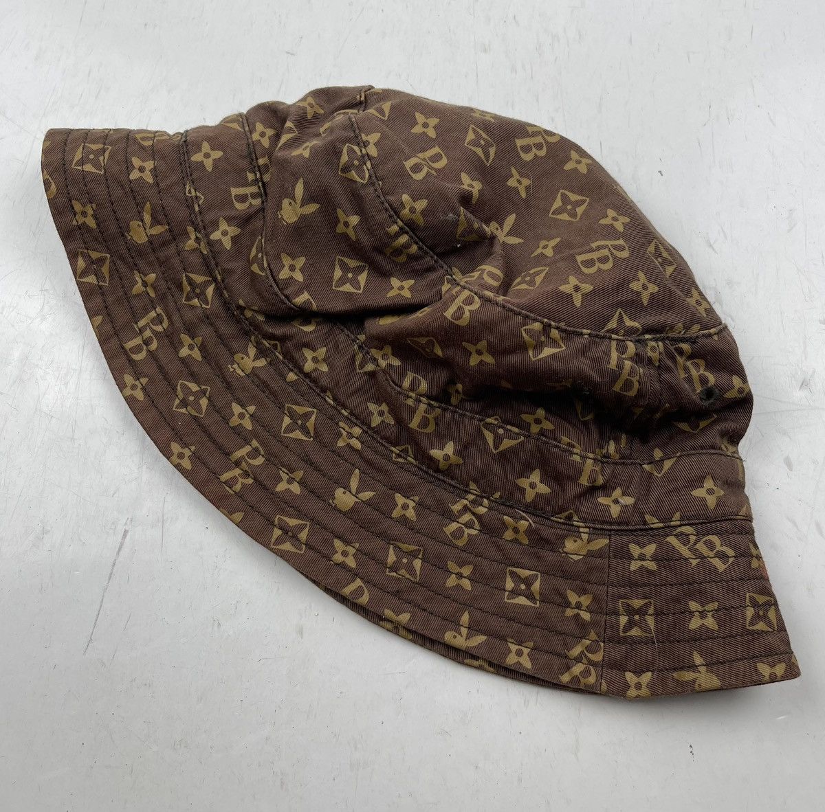 Playboy playboy lv parody bucket hat tc42 Size ONE SIZE - 3 Thumbnail