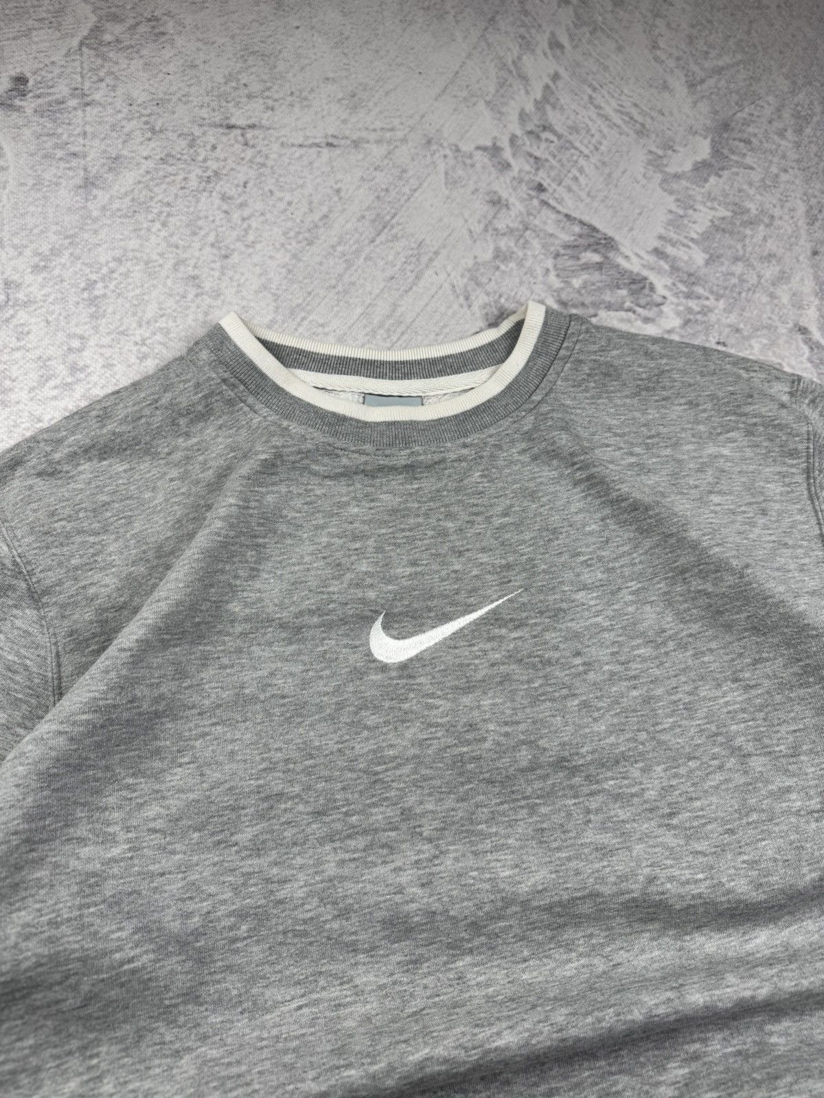 Nike × Vintage NIKE VINTAGE CENTER LOGO OVERSIZE BOXY SWEATSHIRT Size US L / EU 52-54 / 3 - 3 Thumbnail