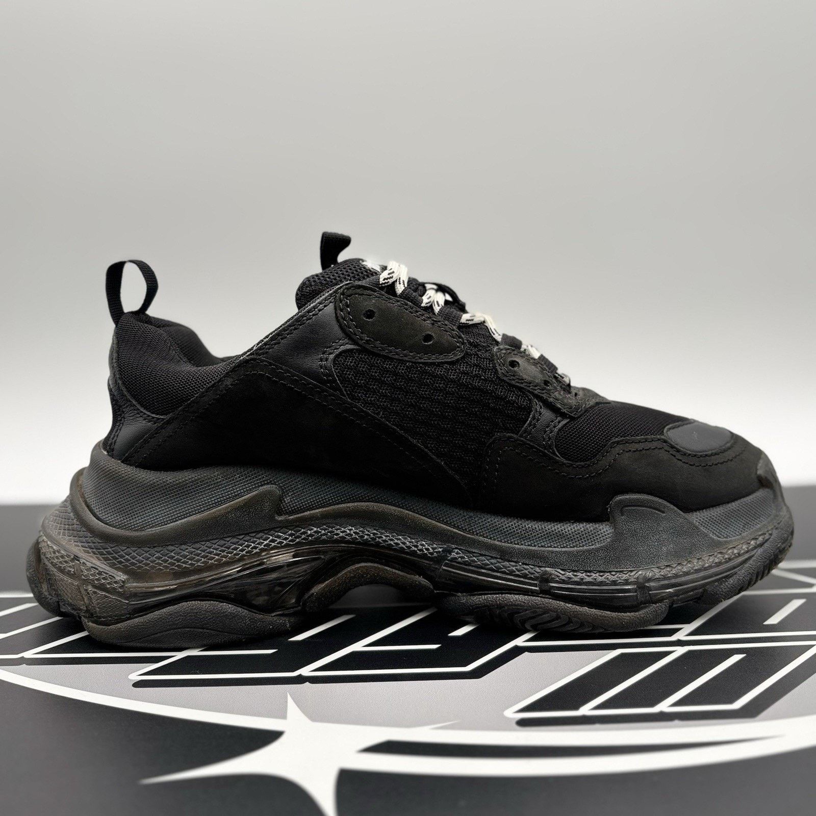 Balenciaga Balenciaga Triple S ' Black ' | GOOD CONDITION! Size US 9 / EU 42 - 13 Thumbnail