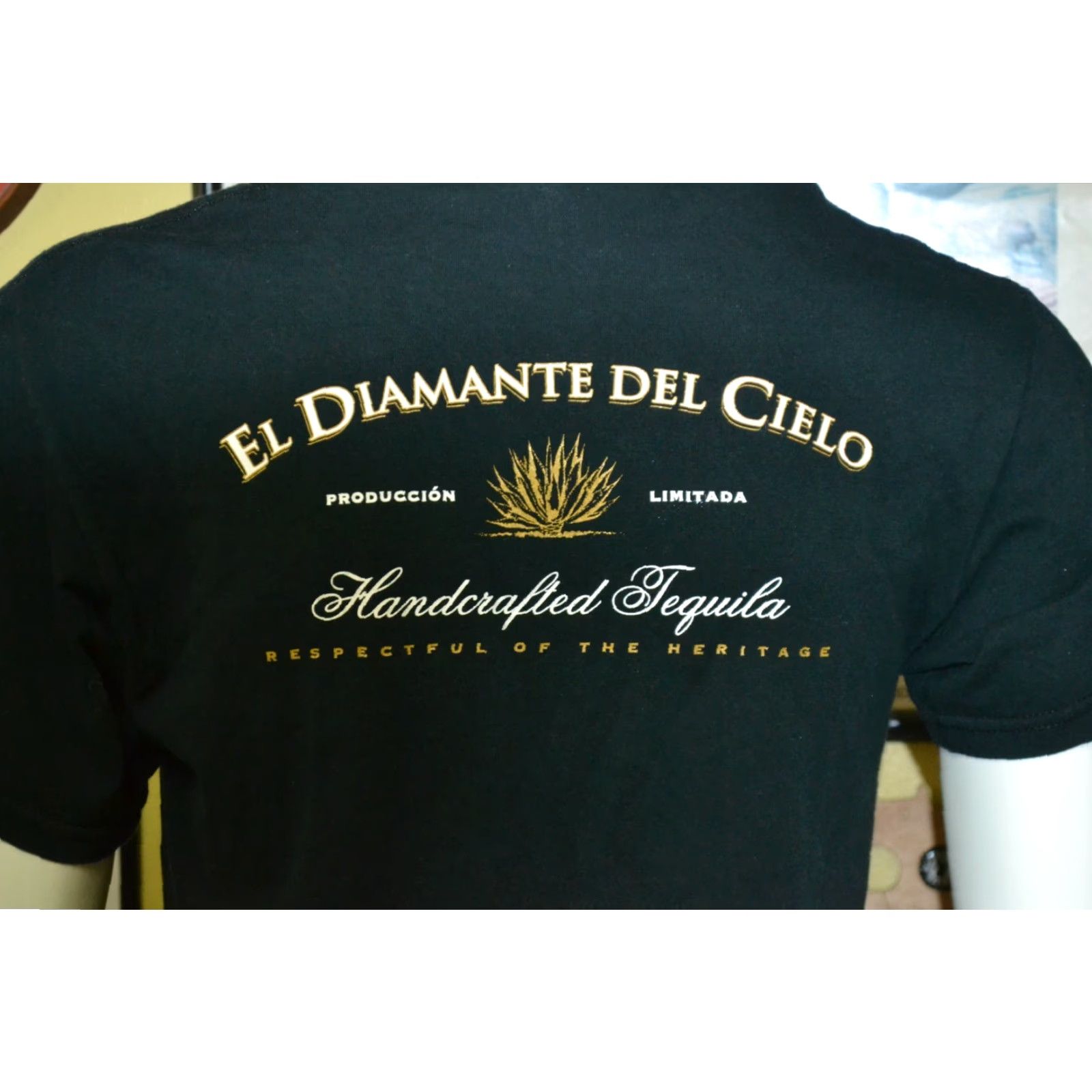 Gildan El Diamante Del Cielo Tequila T Shirt M Black Gildan 100% Cotton Short Sleeve Graphic Tee Men/Men's Liquor Mexico Vintage? Size US M / EU 48-50 / 2 - 2 Thumbnail