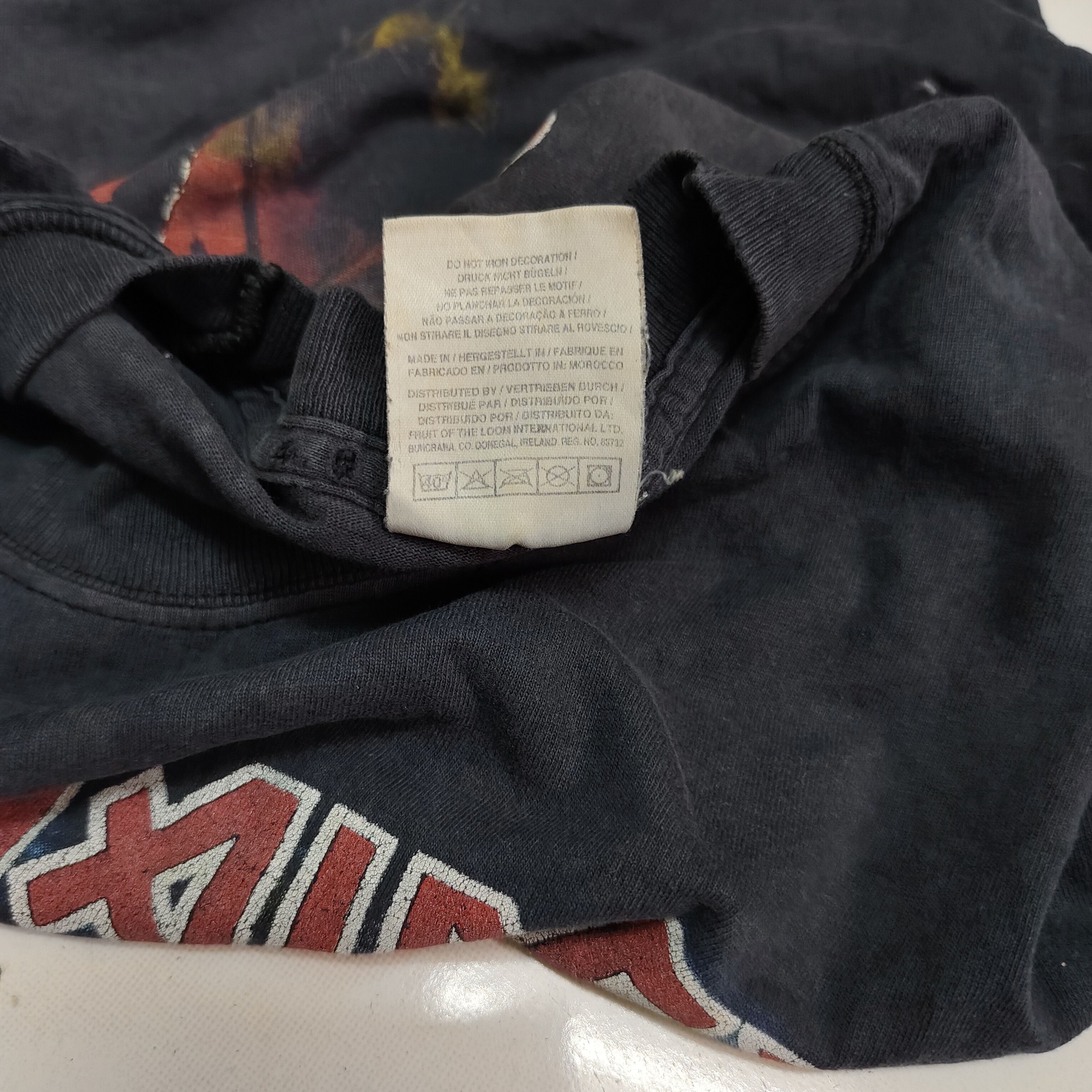 Iron Maiden Vintage Iron Maiden 2002 Distressed Destroyed T Shirt Size US XL / EU 56 / 4 - 13 Thumbnail